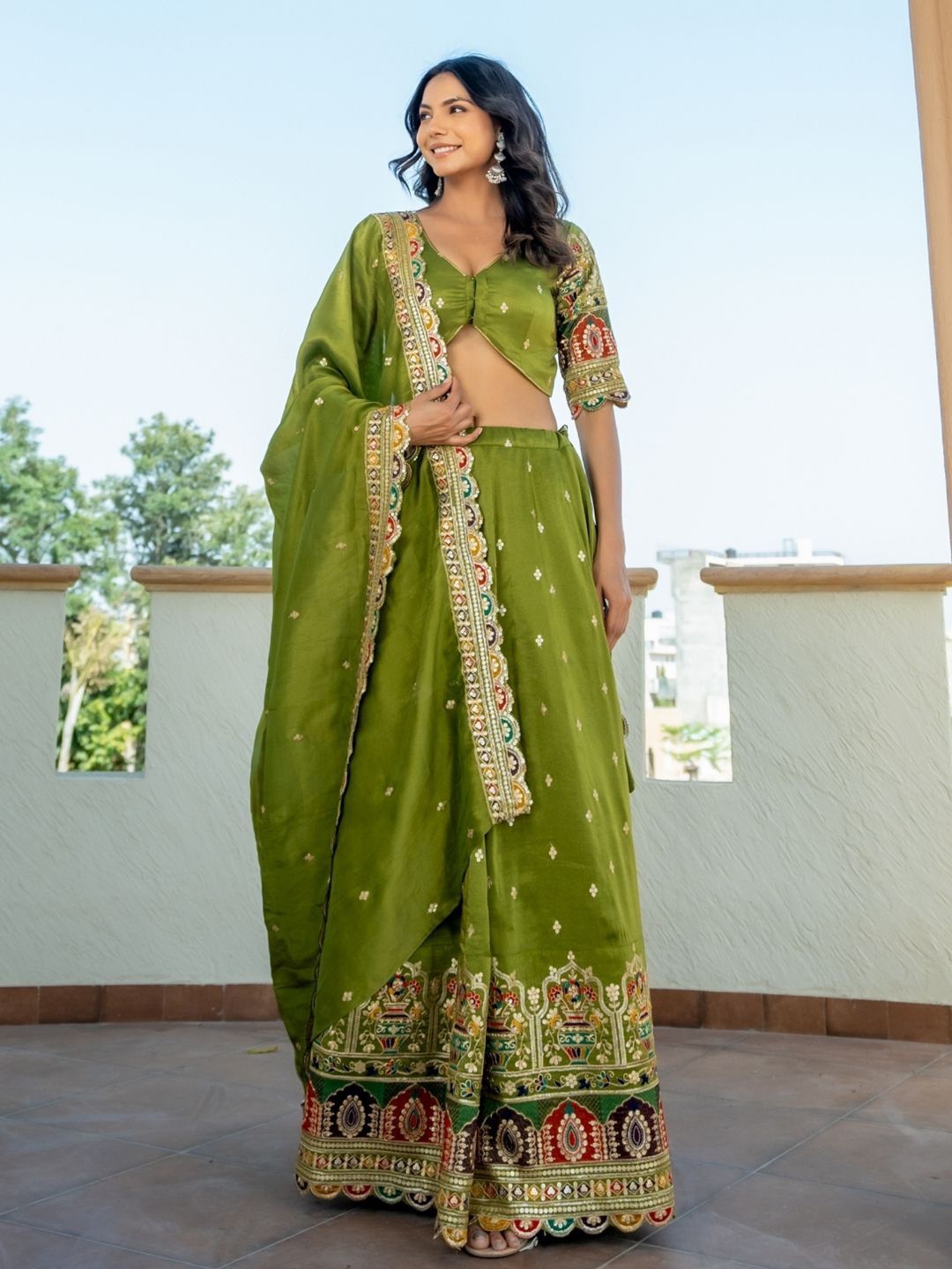 HOUSE OF JAMOTI Embroidered Sequinned Ready to Wear Lehenga & Blouse With Dupatta, Green
HOUSE OF JAMOTI Embroidered Sequinned Ready to Wear Lehenga & Blouse With Dupatta, Green