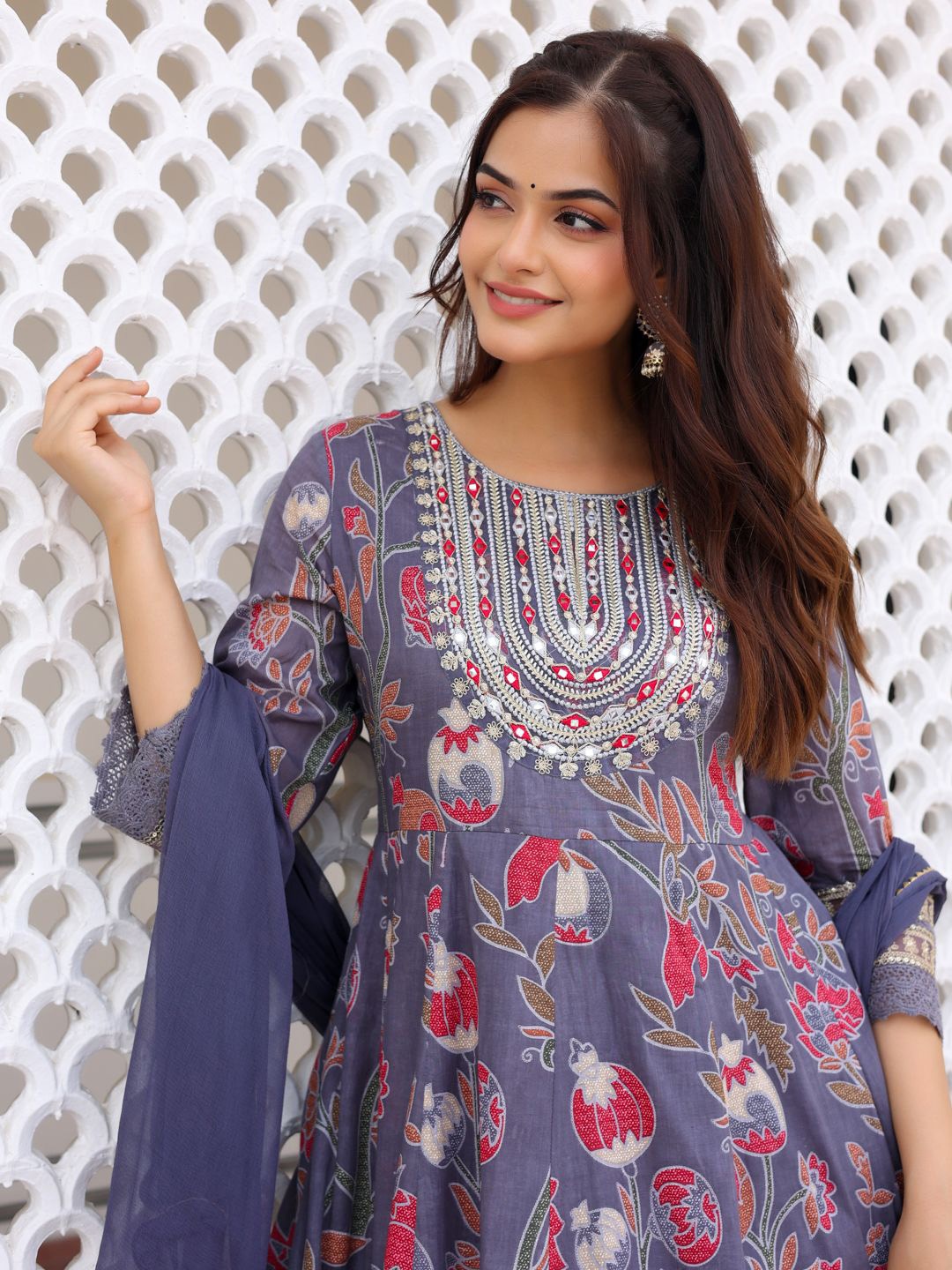 Anouk Floral Printed Round Neck Pure Cotton Anarkali Kurta With Trousers & Dupatta, Blue
Anouk Floral Printed Round Neck Pure Cotton Anarkali Kurta With Trousers & Dupatta, Blue