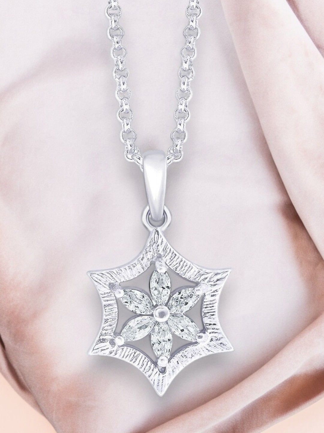 Taraash 925 Sterling Silver Rhodium-Plated Cubic Zirconia Studded Floral Pendant
Taraash 925 Sterling Silver Rhodium-Plated Cubic Zirconia Studded Floral Pendant