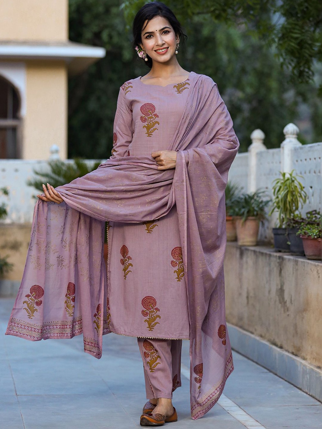 KALINI Floral Printed Regular Gotta Patti Pure Cotton Kurta with Trousers & Dupatta, Mauve
KALINI Floral Printed Regular Gotta Patti Pure Cotton Kurta with Trousers & Dupatta, Mauve