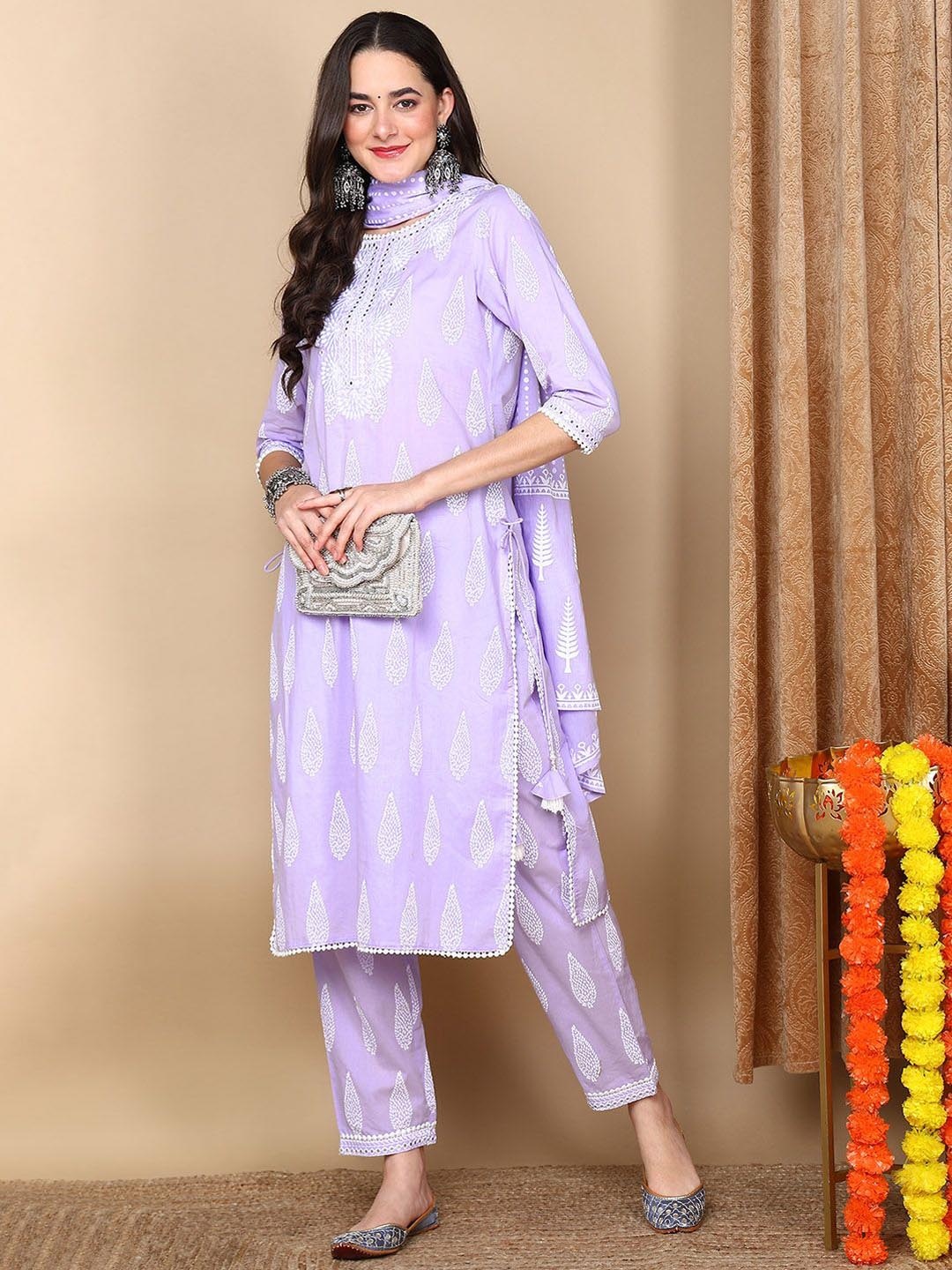 KALINI Ethnic Motifs Printed Straight Pure Cotton Kurta with Trousers & Dupatta, Lavender
KALINI Ethnic Motifs Printed Straight Pure Cotton Kurta with Trousers & Dupatta, Lavender