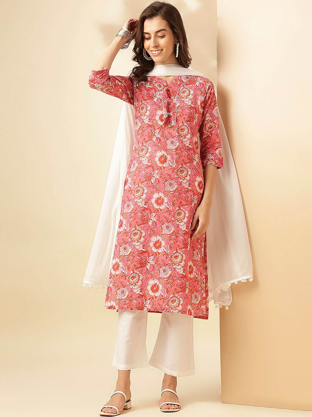 KALINI Floral Printed Notch Neck Pure Cotton Straight Kurta With Trousers & Dupatta, Pink
KALINI Floral Printed Notch Neck Pure Cotton Straight Kurta With Trousers & Dupatta, Pink