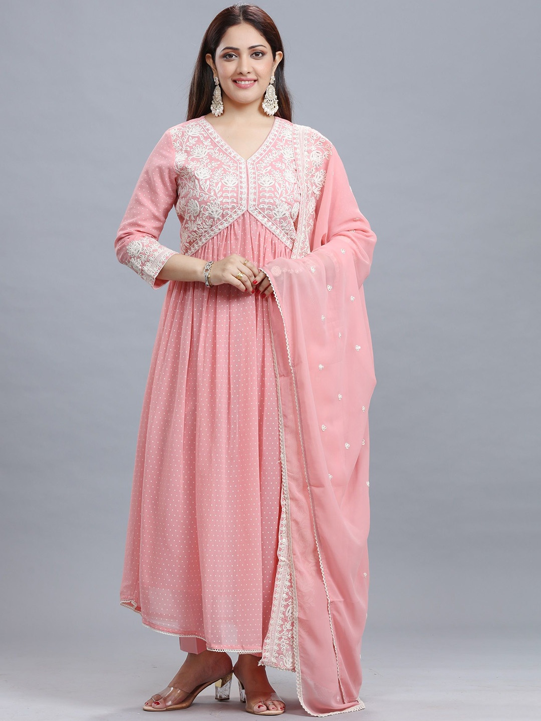 COTTON CULTURE Women Printed Regular Thread Work Kurta with Trousers & With Dupatta, Peach
COTTON CULTURE Women Printed Regular Thread Work Kurta with Trousers & With Dupatta, Peach