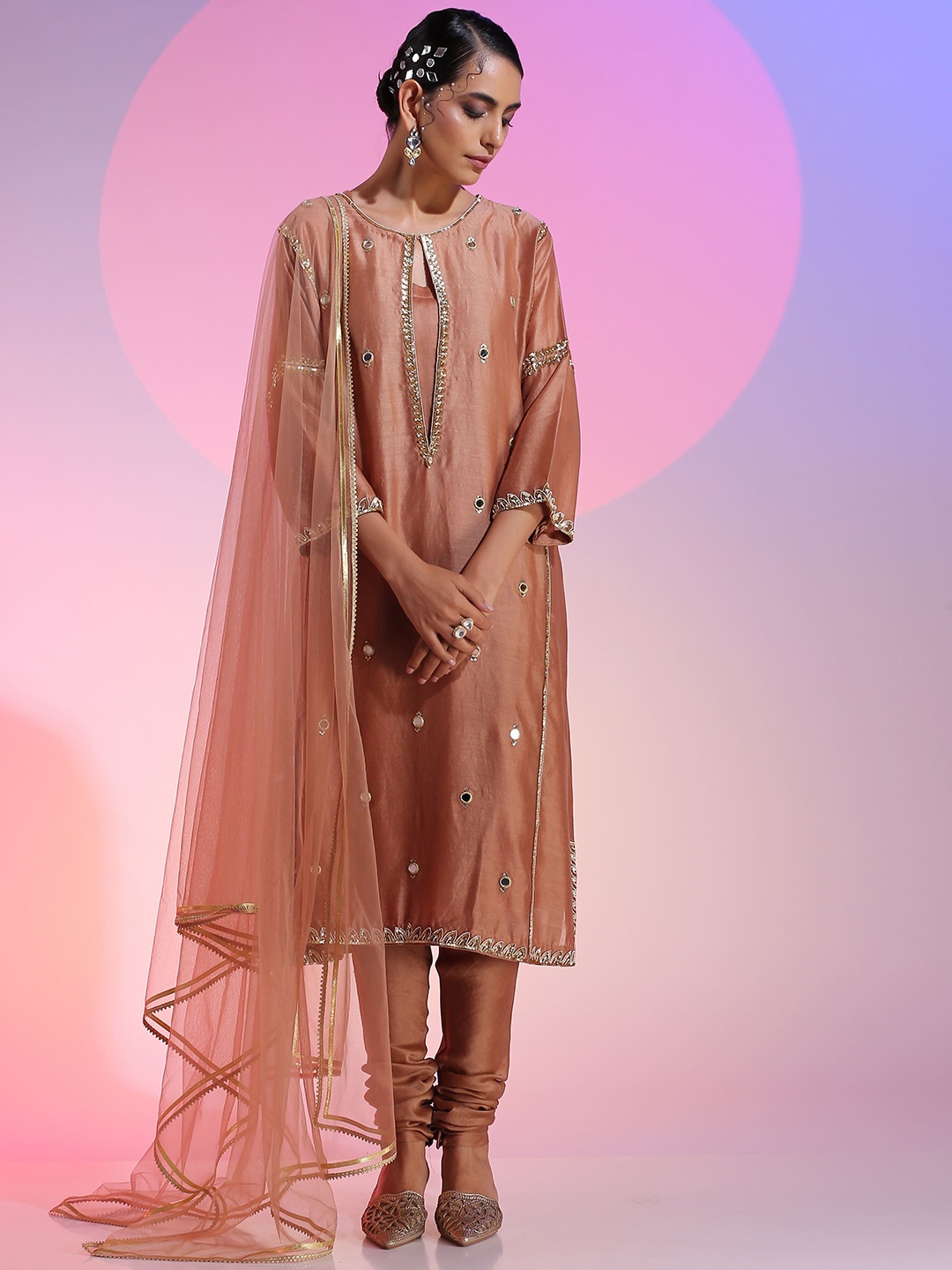 KUDI PATAKA Floral Embroidered Sequinned Chanderi Silk Kurta with Churidar & Dupatta, Brown
KUDI PATAKA Floral Embroidered Sequinned Chanderi Silk Kurta with Churidar & Dupatta, Brown