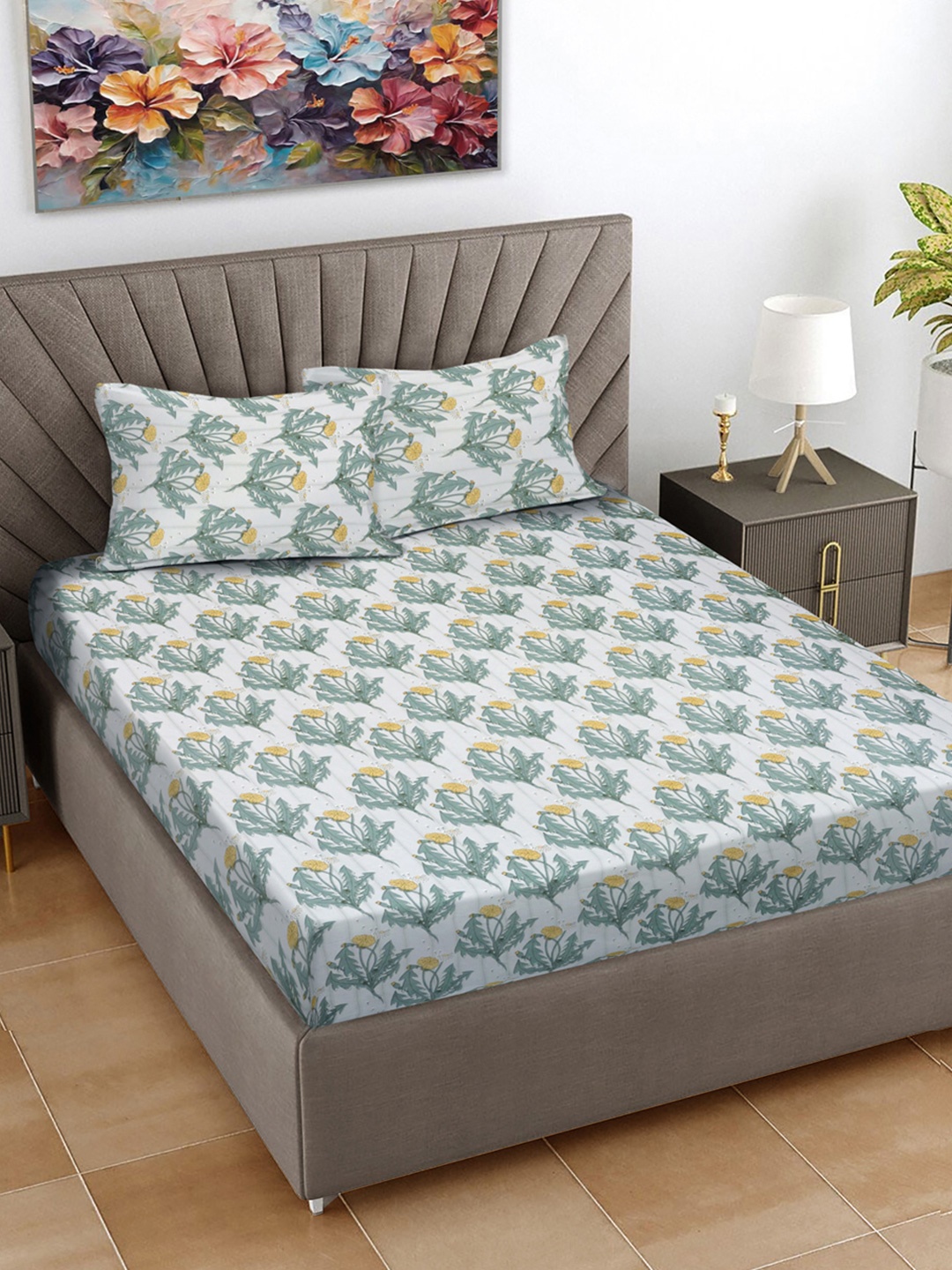 FABINALIV White & Green Floral Print 300 TC Super King Size Bedsheet & 2 Pillow Covers
FABINALIV White & Green Floral Print 300 TC Super King Size Bedsheet & 2 Pillow Covers