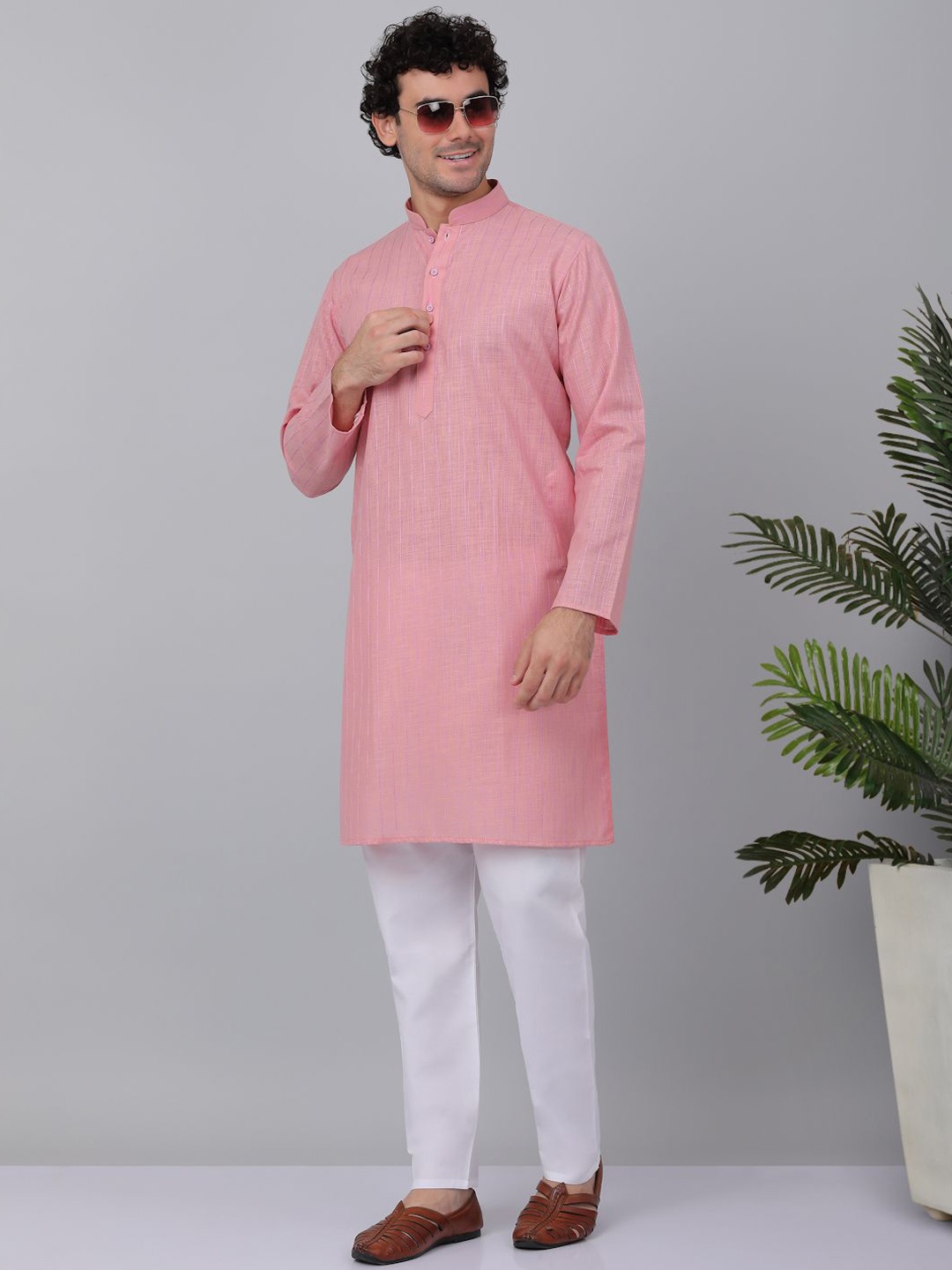 KRAFT INDIA Striped Thread Work Mandarin Collar Regular Linen Kurta with Pyjamas, Pink
KRAFT INDIA Striped Thread Work Mandarin Collar Regular Linen Kurta with Pyjamas, Pink