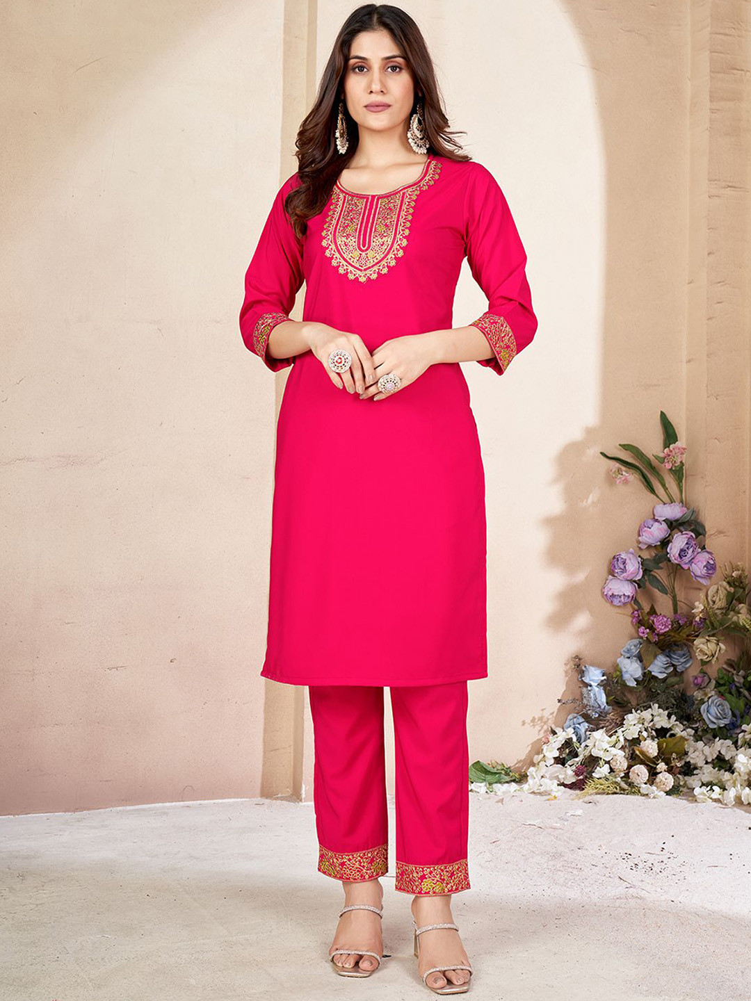 KALINI Ethnic Motifs Yoke Design Thread Work Straight Kurta With Trousers, Pink
KALINI Ethnic Motifs Yoke Design Thread Work Straight Kurta With Trousers, Pink