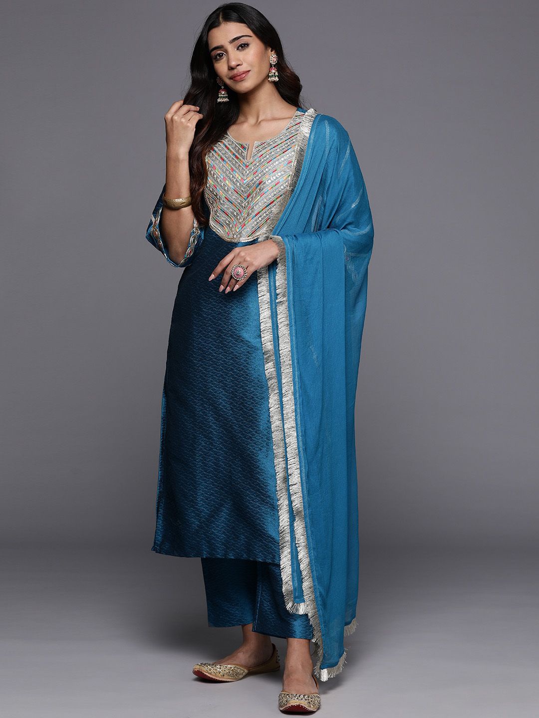 Varanga Woven Design Notch Neck Thread Work Straight Kurta With Trousers & Dupatta, Blue
Varanga Woven Design Notch Neck Thread Work Straight Kurta With Trousers & Dupatta, Blue