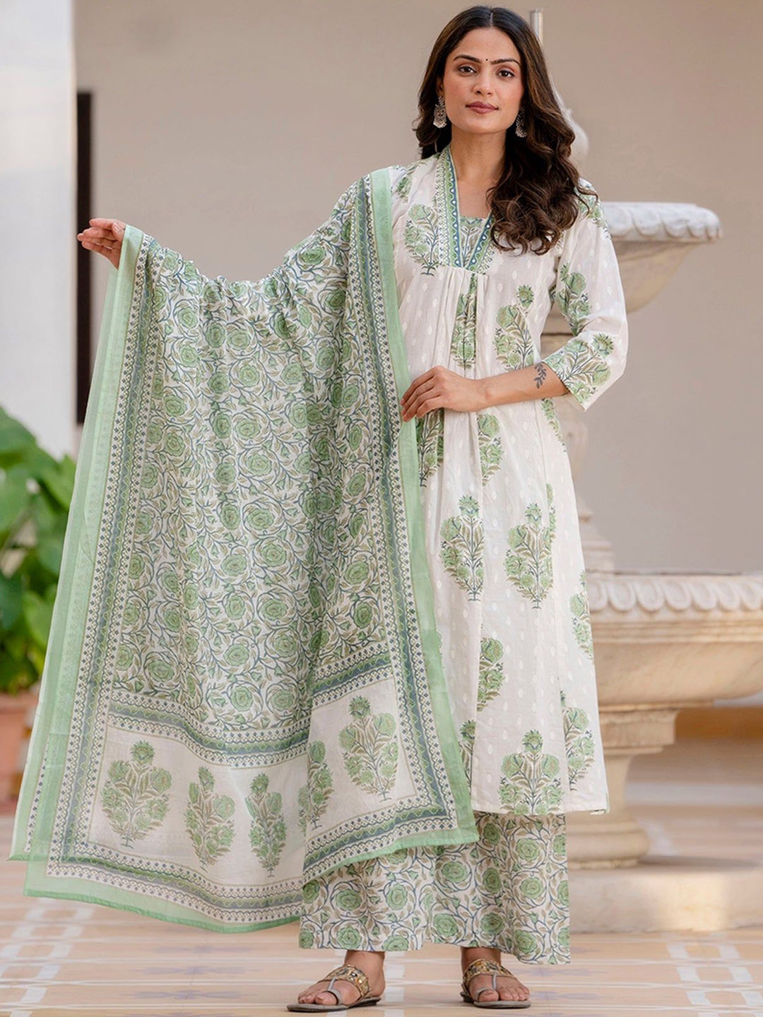 KALINI Floral Printed Pleated Pure Cotton A-Line Kurta with Trousers & Dupatta, White
KALINI Floral Printed Pleated Pure Cotton A-Line Kurta with Trousers & Dupatta, White