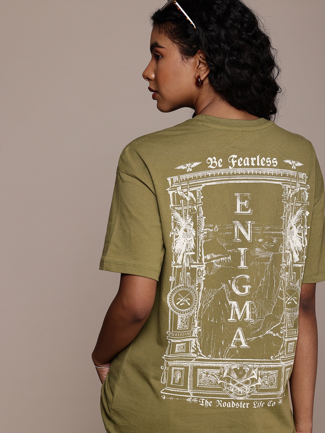 The Roadster Life Co. Graphic Printed Drop-Shoulder Sleeves Pure Cotton Oversized T-shirt, Olive
The Roadster Life Co. Graphic Printed Drop-Shoulder Sleeves Pure Cotton Oversized T-shirt, Olive