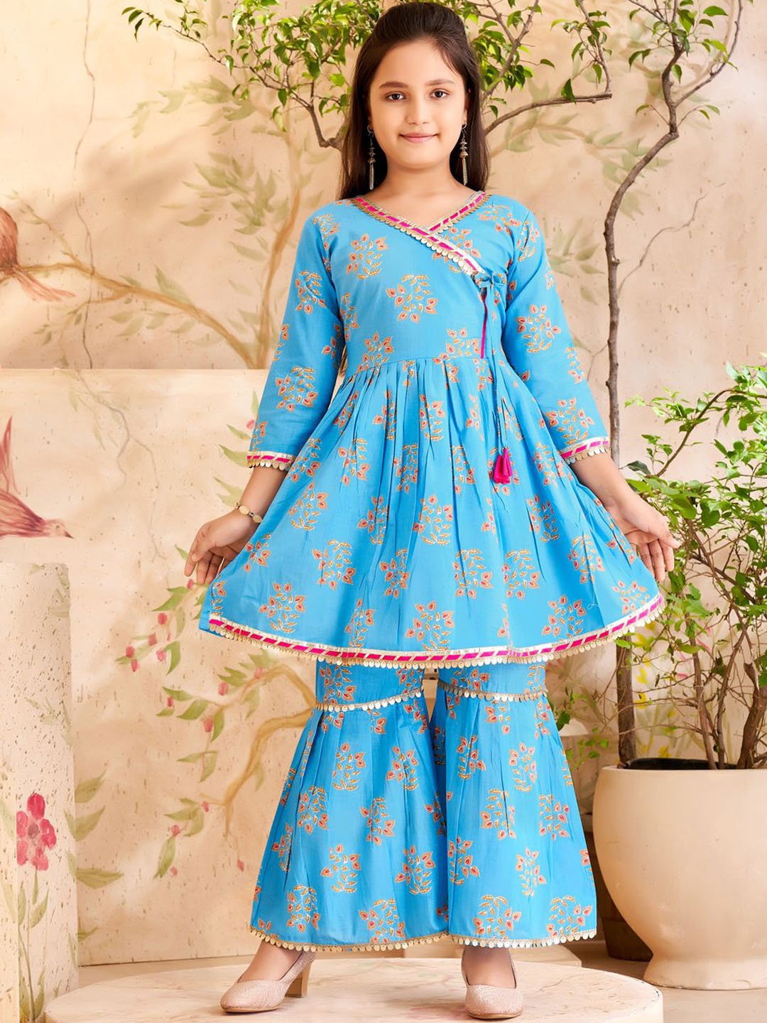 BAESD Girls Floral Printed Pleated Gotta Patti Pure Cotton Kurta With Sharara, Turquoise blue
BAESD Girls Floral Printed Pleated Gotta Patti Pure Cotton Kurta With Sharara, Turquoise blue