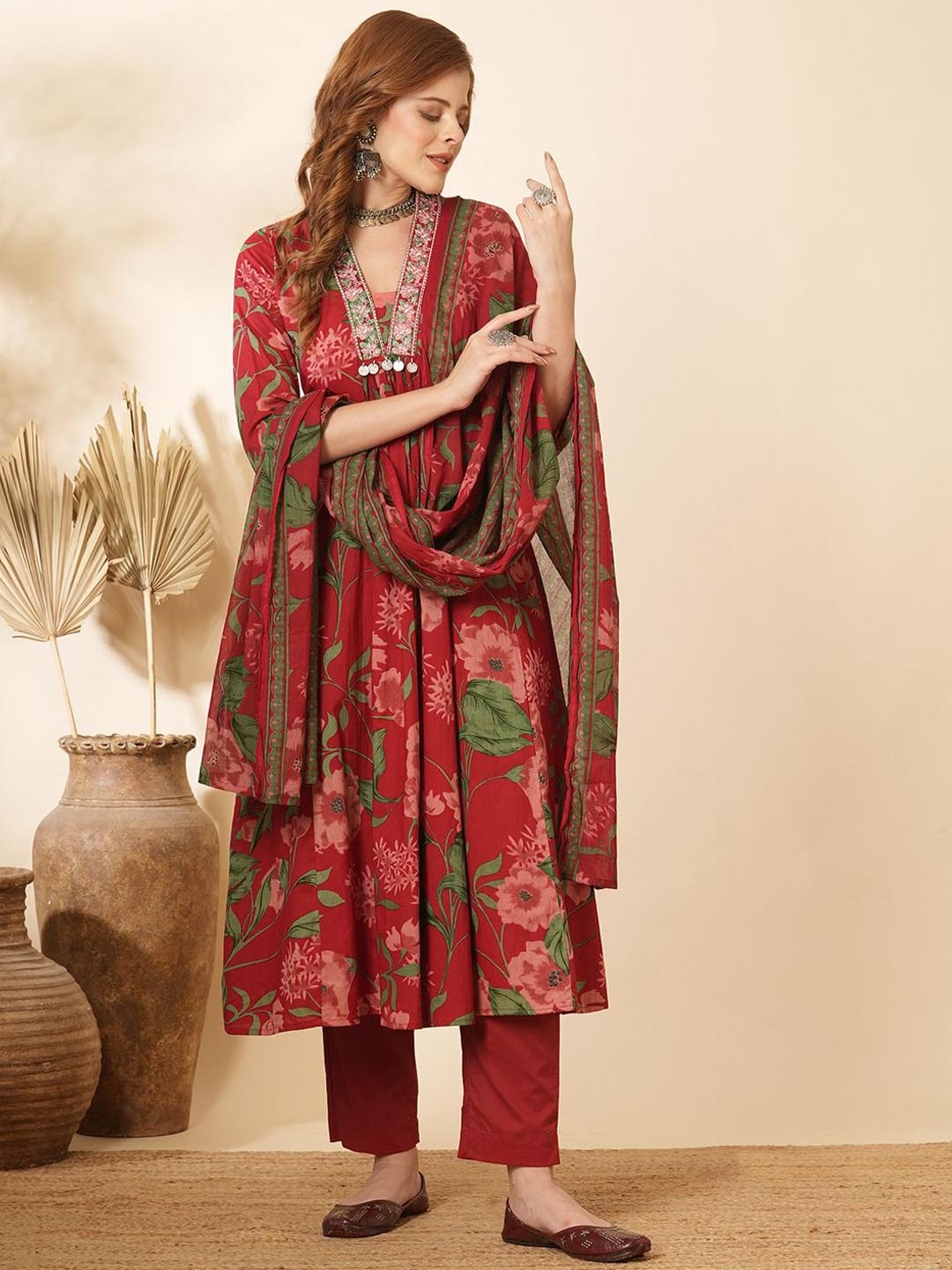 FASHOR Floral Printed Mirror Work Pure Cotton Kurta with Trousers & Dupatta, Red
FASHOR Floral Printed Mirror Work Pure Cotton Kurta with Trousers & Dupatta, Red