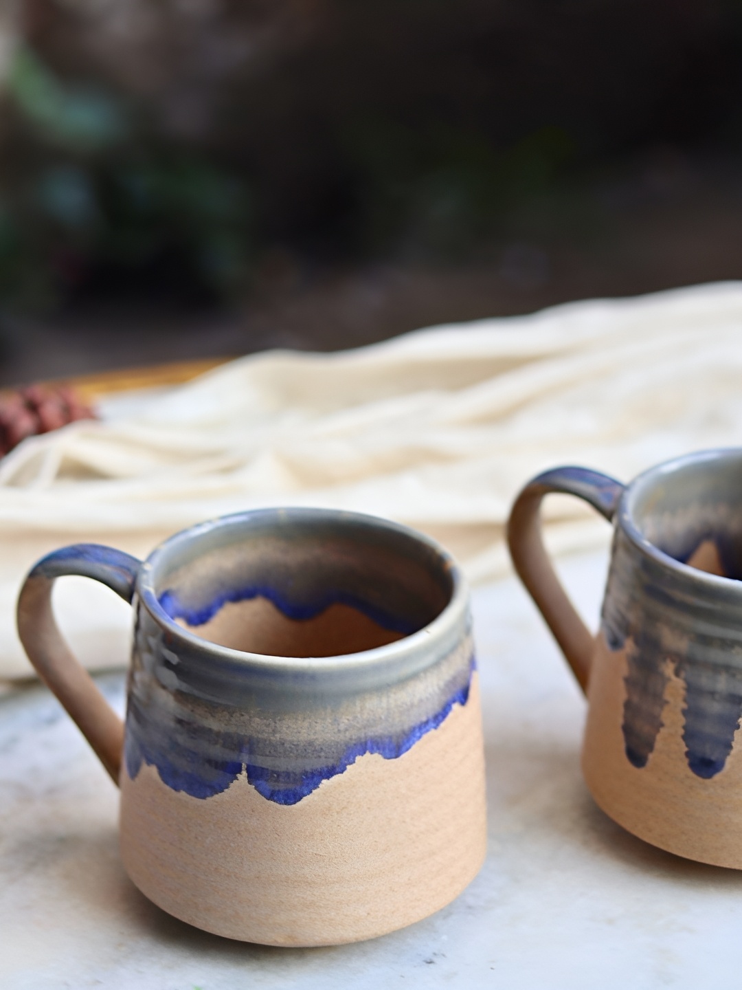 WEAVING HOMES Brown & Blue Hand Painted Printed Ceramic Matte Mugs Set of Cups and Mugs
WEAVING HOMES Brown & Blue Hand Painted Printed Ceramic Matte Mugs Set of Cups and Mugs
