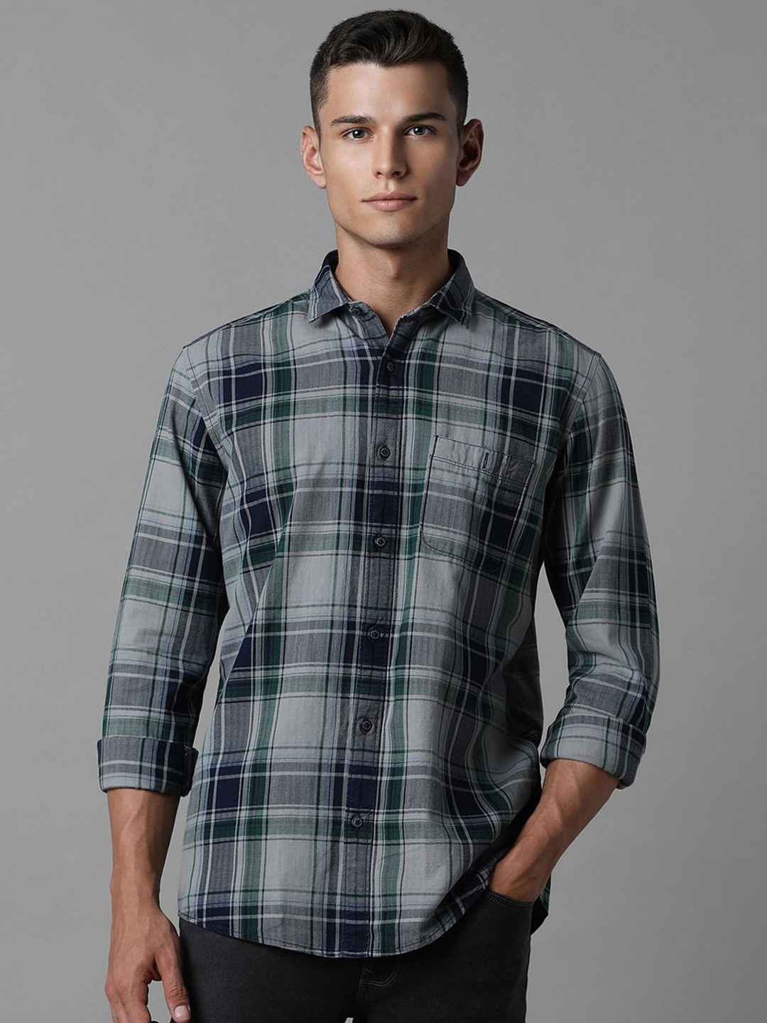Louis Philippe Jeans Men Slim Fit Tartan Checks Opaque Checked Casual Shirt, Grey
Louis Philippe Jeans Men Slim Fit Tartan Checks Opaque Checked Casual Shirt, Grey