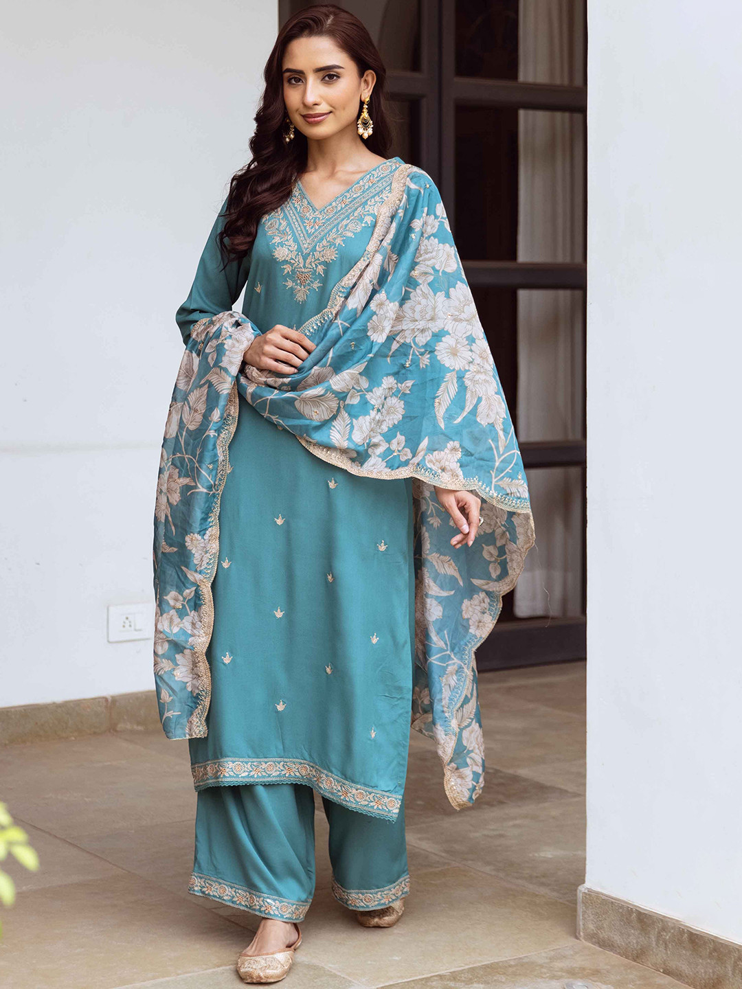 Nehamta Ethnic Motifs Embroidered Straight Thread Work Kurta with Salwar & Dupatta, Teal
Nehamta Ethnic Motifs Embroidered Straight Thread Work Kurta with Salwar & Dupatta, Teal