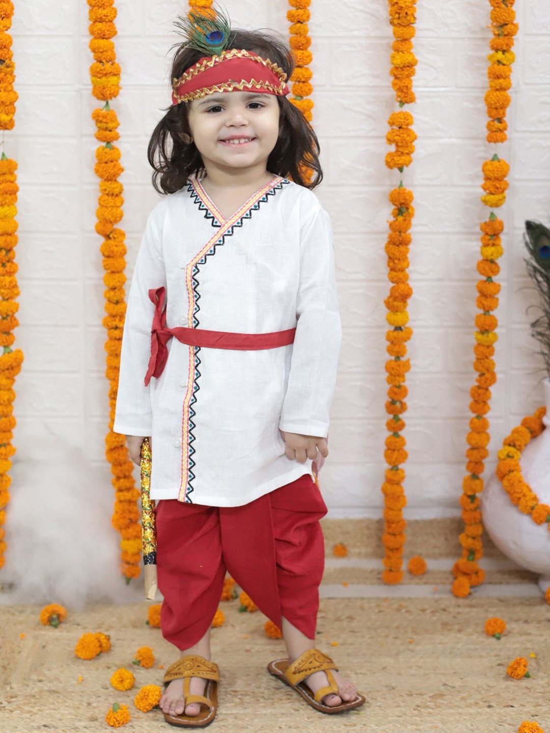 BownBee Boys Cotton Full Sleeve Kurta & Dhoti with Mukut Belt and Bansuri Kanhaiya Set, White
BownBee Boys Cotton Full Sleeve Kurta & Dhoti with Mukut Belt and Bansuri Kanhaiya Set, White