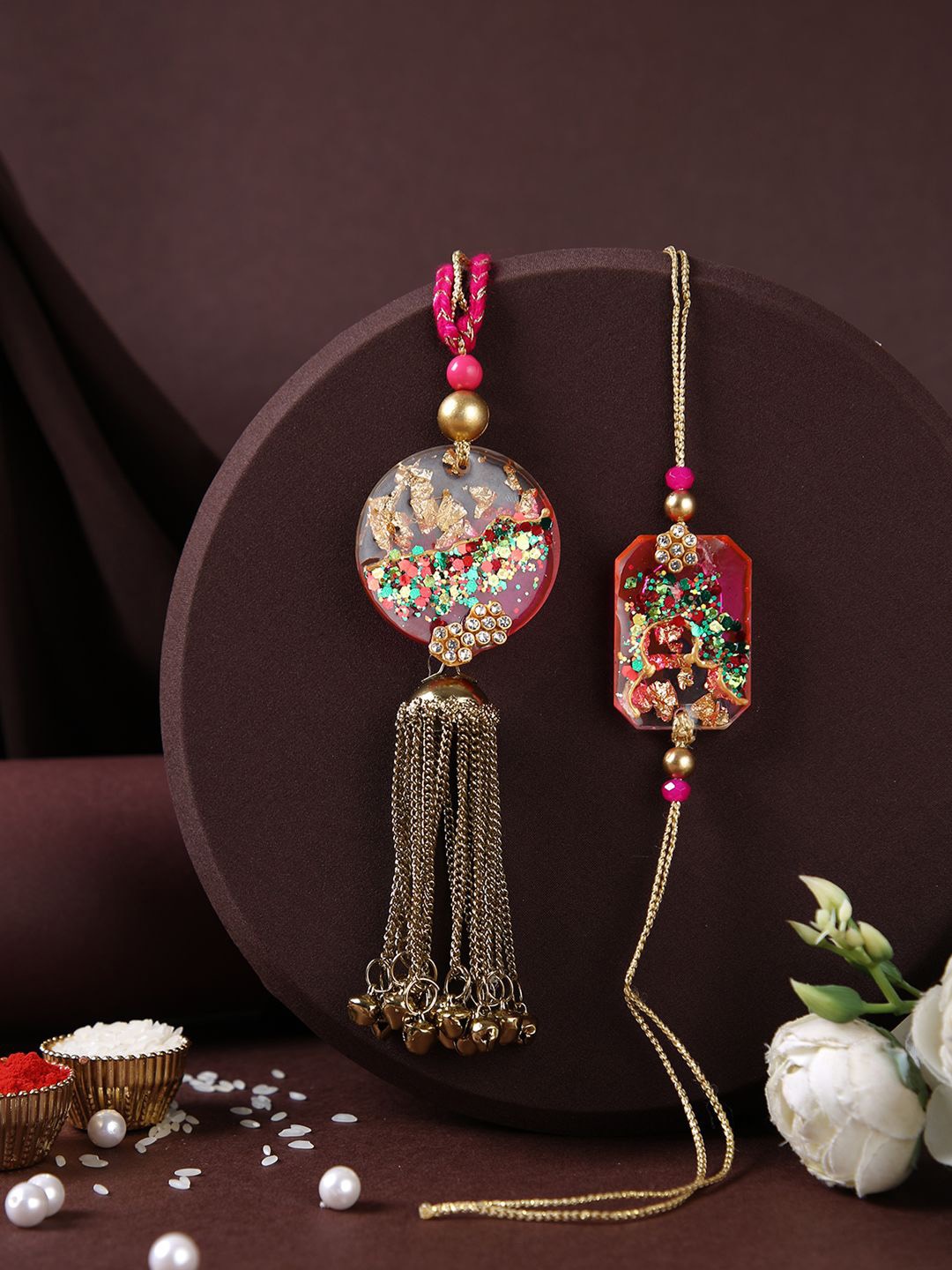 Aapno Rajasthan Stone Studded & Beaded Bhaiya Bhabhi Thread Rakhis with Roli Chawal, Gold
Aapno Rajasthan Stone Studded & Beaded Bhaiya Bhabhi Thread Rakhis with Roli Chawal, Gold