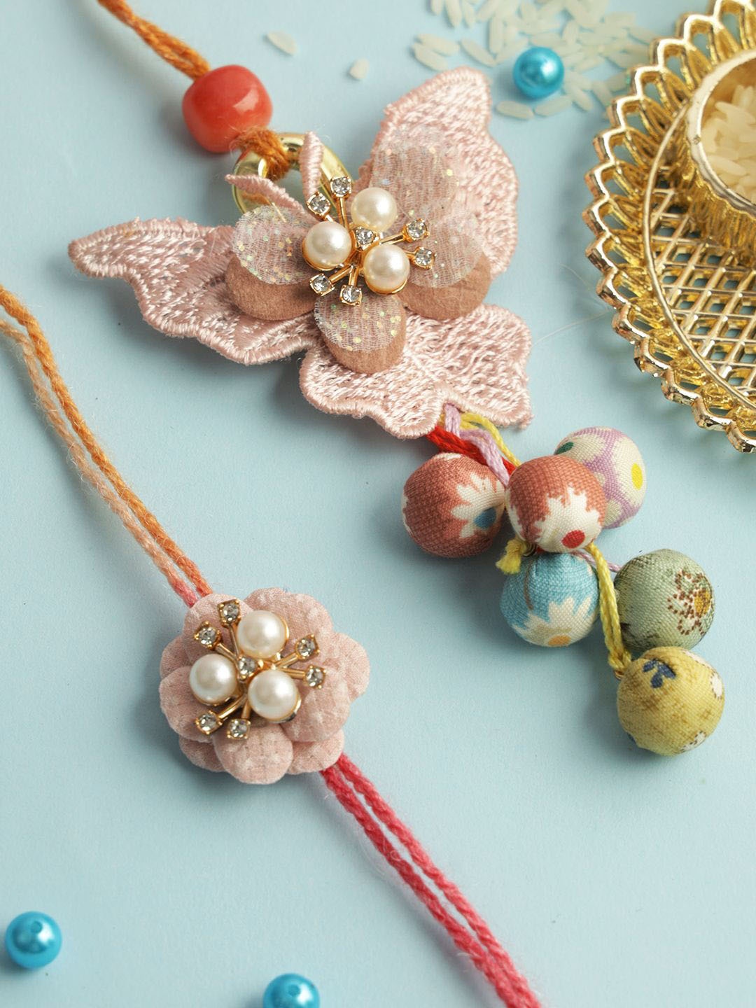 Aapno Rajasthan Stone Studded & Beaded Bhaiya Bhabhi Thread Rakhis with Roli Chawal, Peach
Aapno Rajasthan Stone Studded & Beaded Bhaiya Bhabhi Thread Rakhis with Roli Chawal, Peach