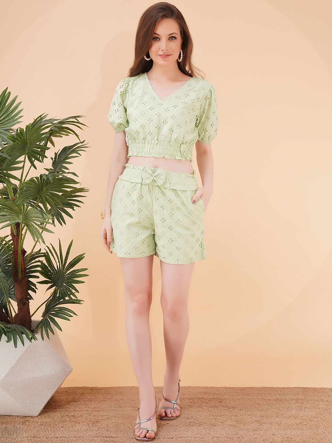 NUEVOSDAMAS Embroidered Schiffli Puffed Sleeves Pure Cotton Top With Shorts, Green
NUEVOSDAMAS Embroidered Schiffli Puffed Sleeves Pure Cotton Top With Shorts, Green