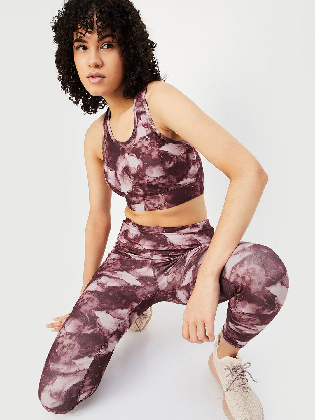 max Women Full Coverage Seamless Lightly Padded Sports Bra, Purple
max Women Full Coverage Seamless Lightly Padded Sports Bra, Purple