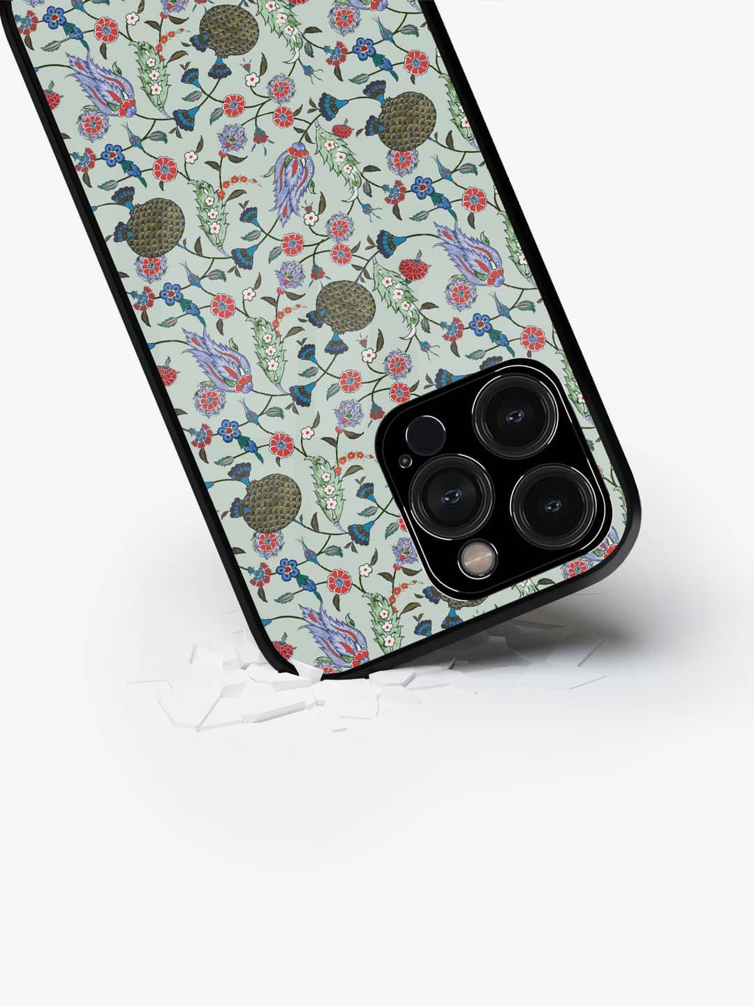 macmerise Floral Printed iPhone 15 Pro Max Back Case Mobile Accessories, Green
macmerise Floral Printed iPhone 15 Pro Max Back Case Mobile Accessories, Green