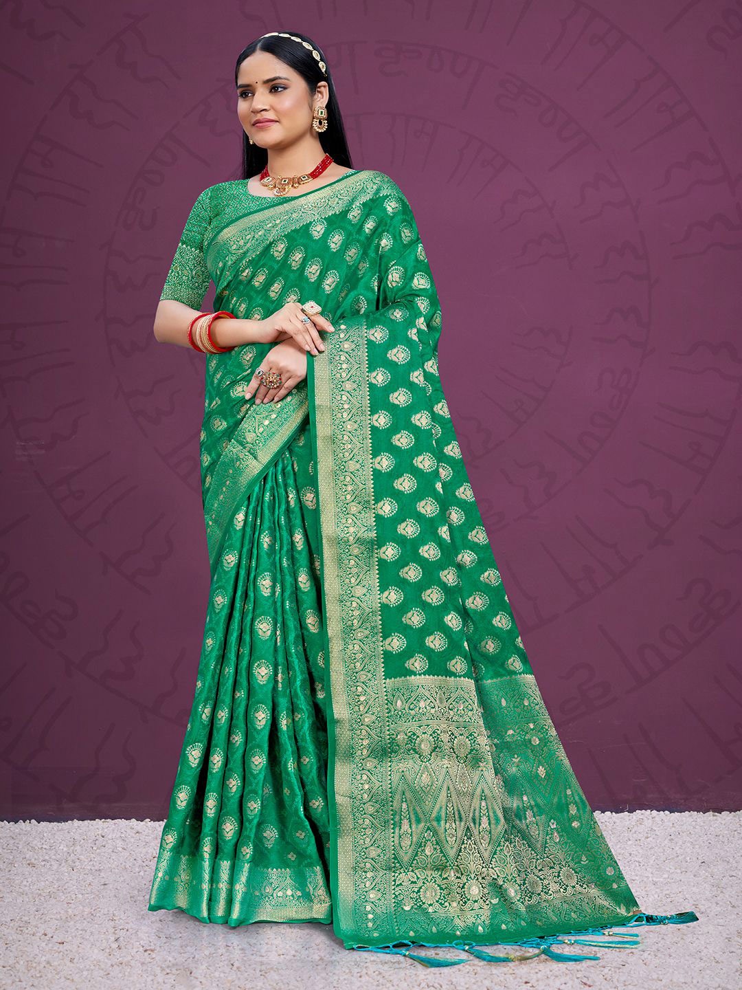 Ishin Woven Design Zari Silk Blend Saree, Green