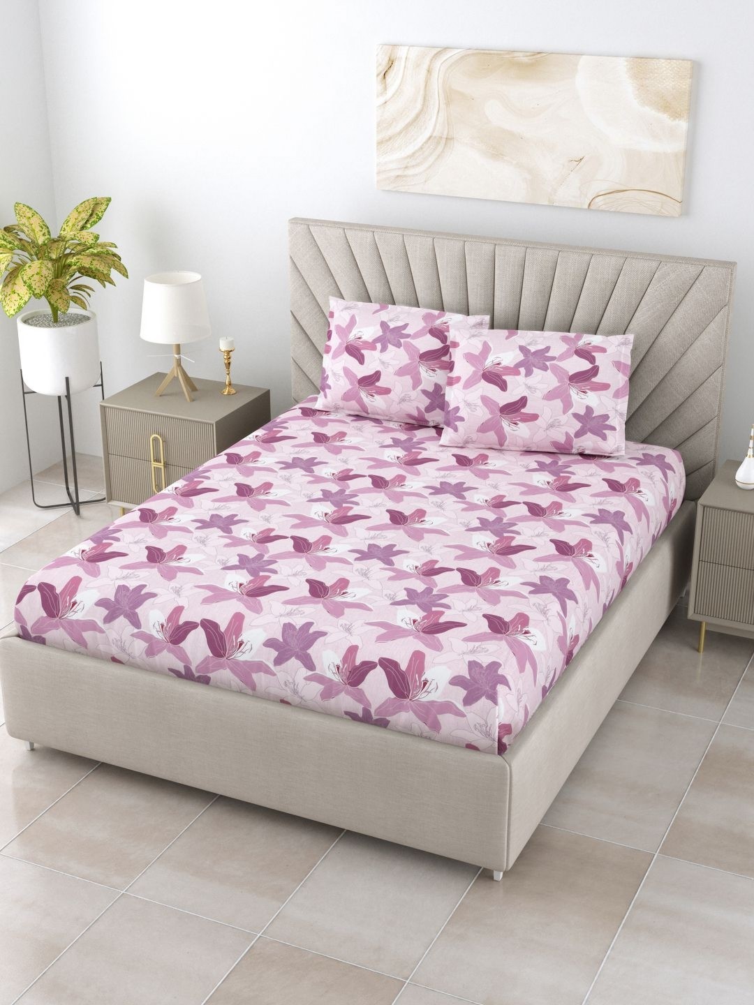 BOMBAY DYEING Epigram Pink Printed 144 TC Pure Cotton Queen Bedsheet & 2 Pillow Covers
BOMBAY DYEING Epigram Pink Printed 144 TC Pure Cotton Queen Bedsheet & 2 Pillow Covers