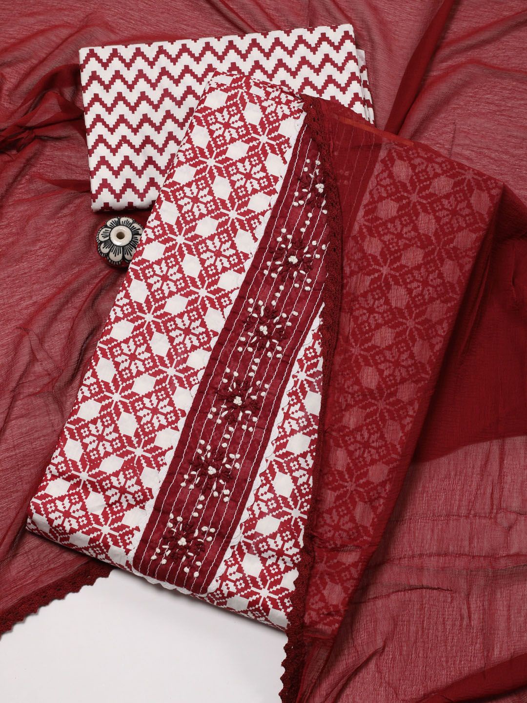 Meena Bazaar Ethnic Motifs Printed Beads and Stones Unstitched Dress Material, Maroon
Meena Bazaar Ethnic Motifs Printed Beads and Stones Unstitched Dress Material, Maroon