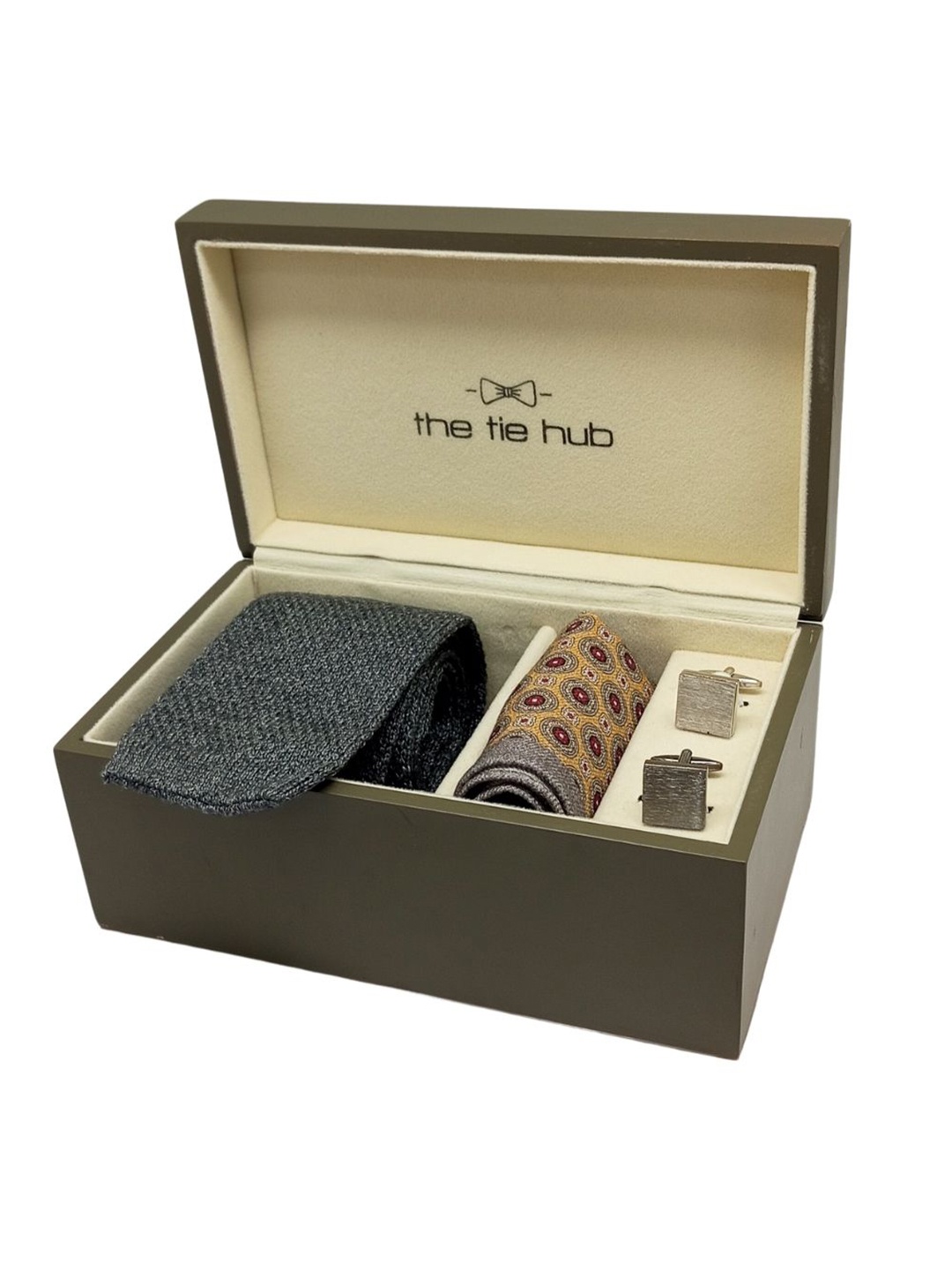 The Tie Hub Men Accessory Gift Set of Silk Necktie with Silk Pocket Square & Cufflink, Grey
The Tie Hub Men Accessory Gift Set of Silk Necktie with Silk Pocket Square & Cufflink, Grey