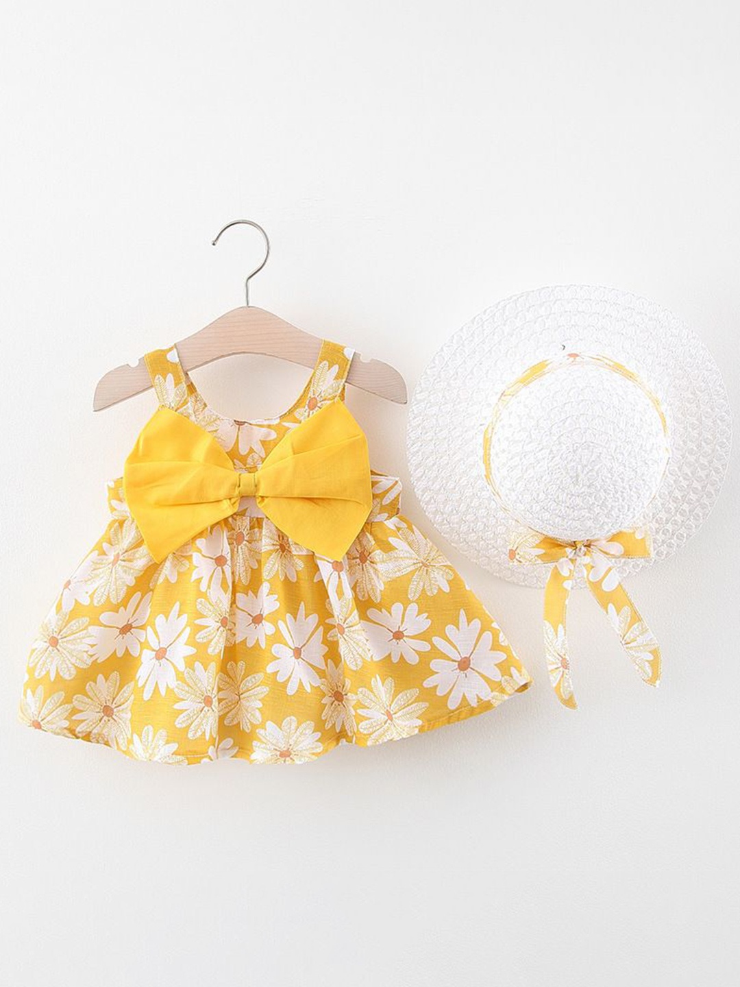 StyleCast x Revolte Girls Floral Print Shoulder Straps Sleeveless Fit & Flare Dress, Yellow
StyleCast x Revolte Girls Floral Print Shoulder Straps Sleeveless Fit & Flare Dress, Yellow