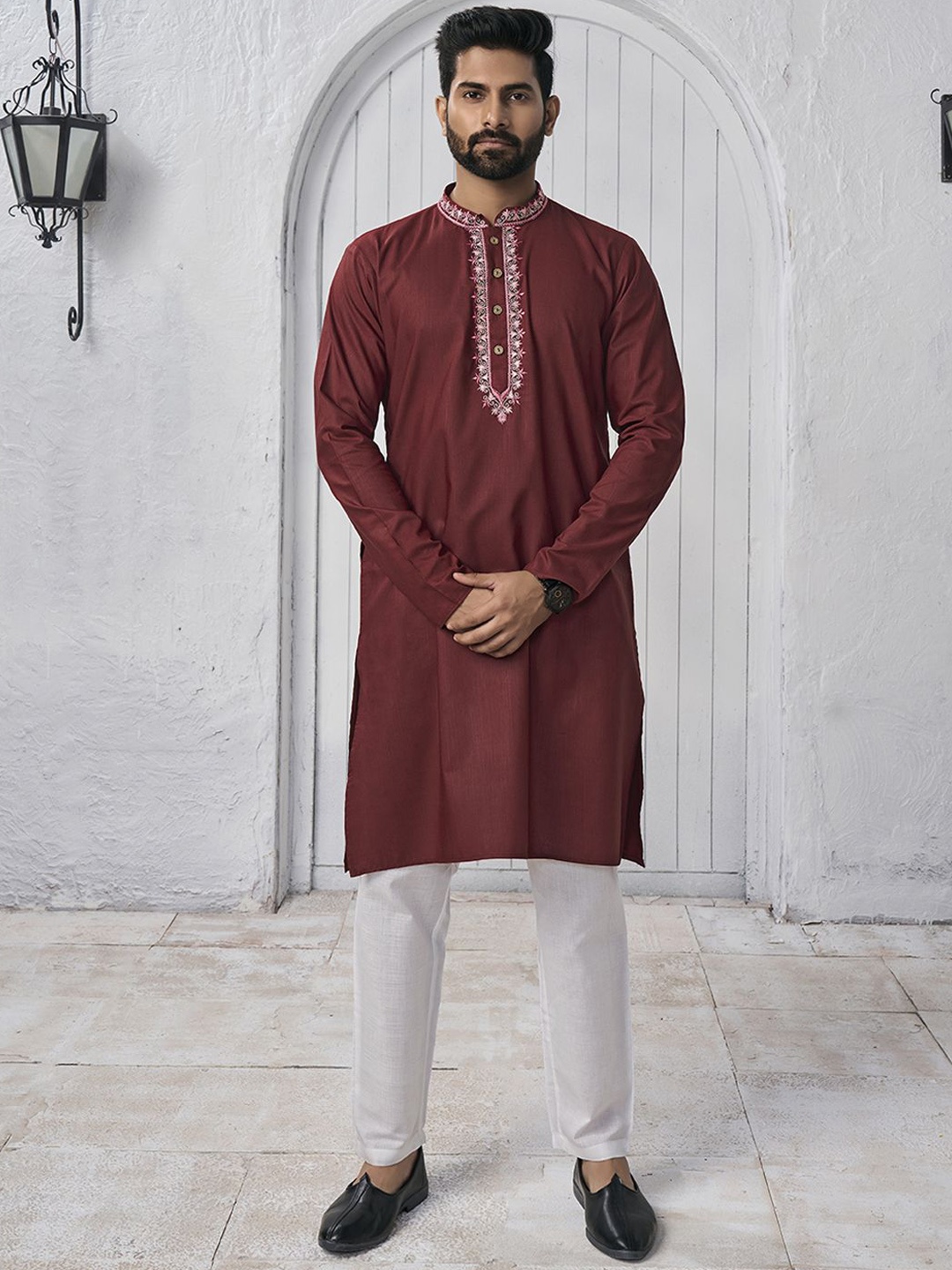 Inddus Maroon Floral Yoke Design Thread Work Mandarin Collar Regular Kurta with Trouser
Inddus Maroon Floral Yoke Design Thread Work Mandarin Collar Regular Kurta with Trouser