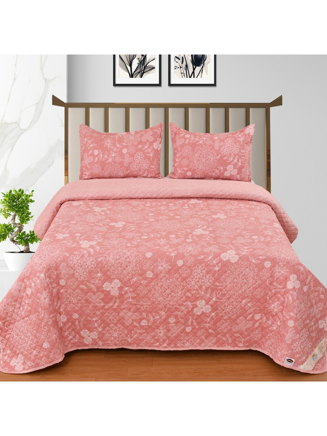 MallowWorld Pink Floral Printed 250 to 349 TC Cotton Quilted Double King Bed Cover Set
MallowWorld Pink Floral Printed 250 to 349 TC Cotton Quilted Double King Bed Cover Set