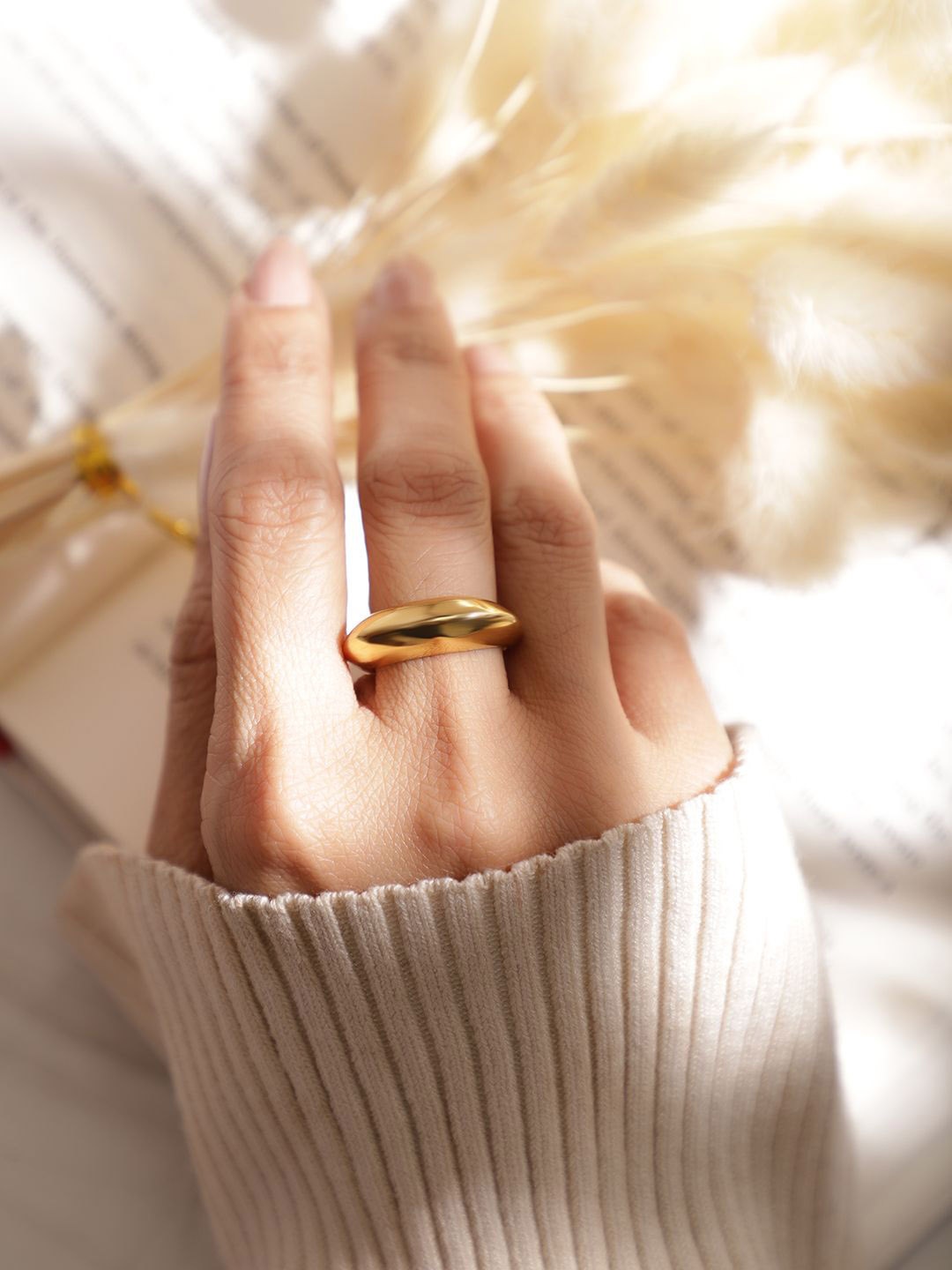 Rubans 18K Gold Plated Stainless Steel Tarnish-Free Waterproof Demi-Fine Adjustable Ring
Rubans 18K Gold Plated Stainless Steel Tarnish-Free Waterproof Demi-Fine Adjustable Ring