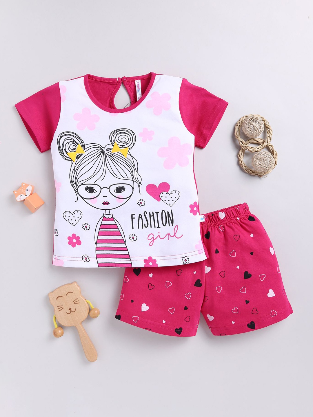 Toonyport Girls Printed Round Neck Short Sleeves Pure Cotton T-Shirt with Shorts, Pink
Toonyport Girls Printed Round Neck Short Sleeves Pure Cotton T-Shirt with Shorts, Pink