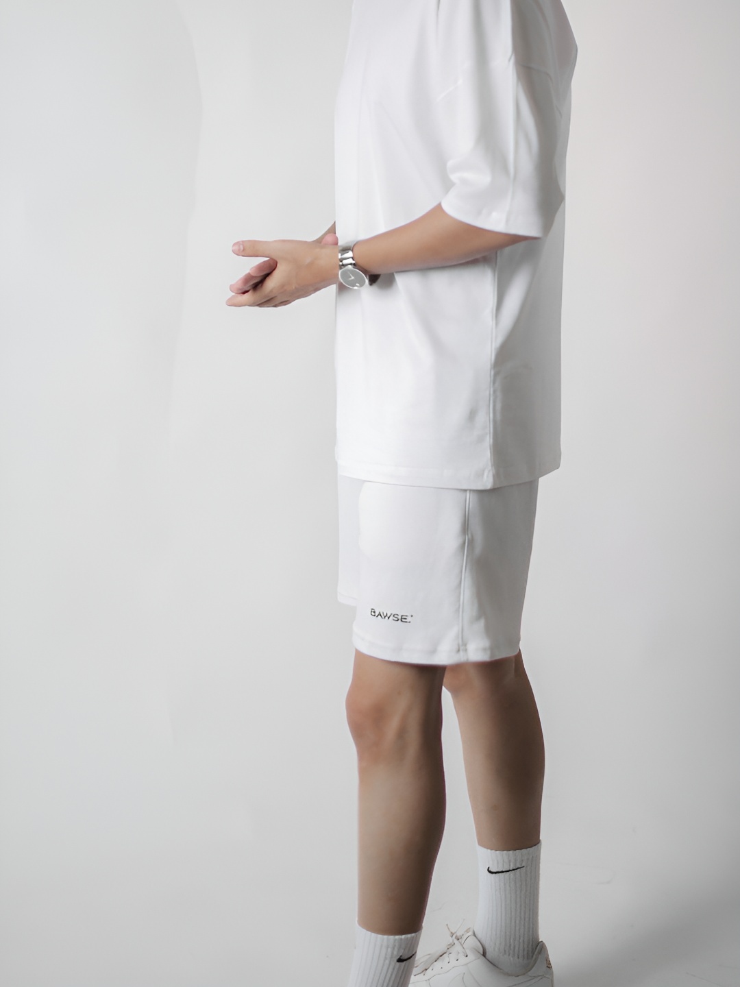 BAWSE. Unisex Brand Logo Printed Drop-Shoulder Sleeves Cotton Oversized T-shirt, White
BAWSE. Unisex Brand Logo Printed Drop-Shoulder Sleeves Cotton Oversized T-shirt, White
