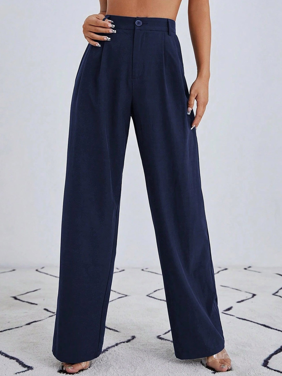 FNOCKS Women Comfort Regular Fit High-Rise Wrinkle Free Pleated Trousers, Navy blue
FNOCKS Women Comfort Regular Fit High-Rise Wrinkle Free Pleated Trousers, Navy blue