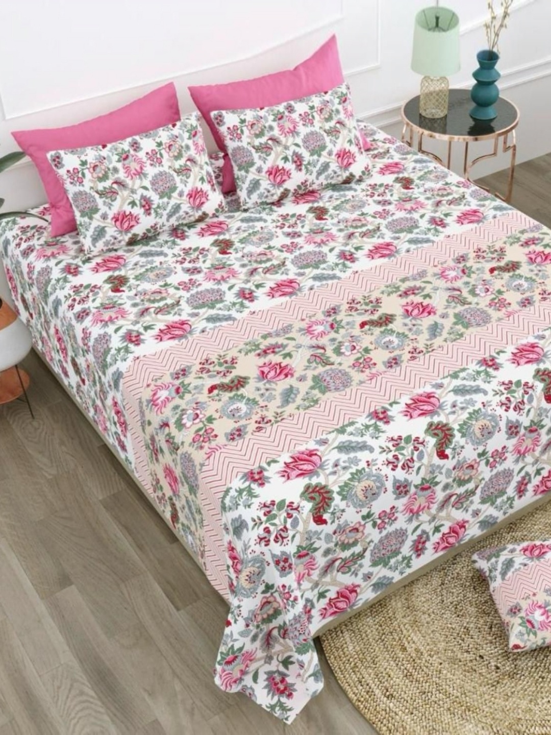 Bedbathandbliss White & Pink Printed 300 TC Cotton King Bedsheet With 2 Pillow Covers
Bedbathandbliss White & Pink Printed 300 TC Cotton King Bedsheet With 2 Pillow Covers