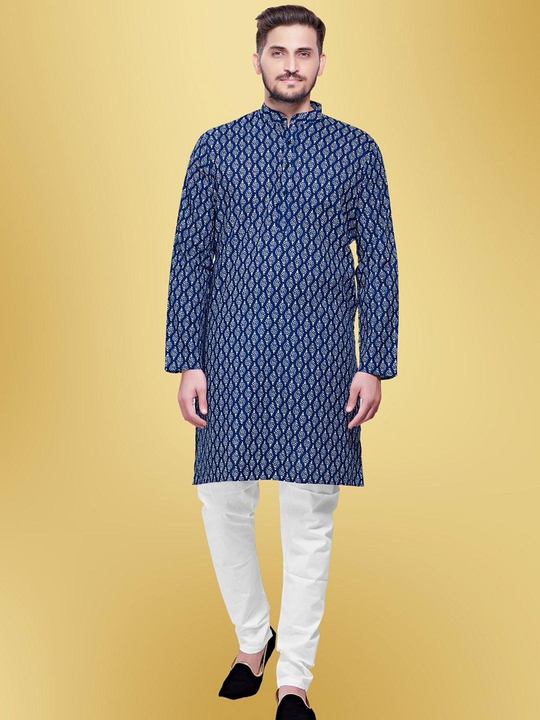 SHIWAM ETHNIX Ethnic Motifs Block Printed Mandarin Collar Cotton Straight Kurta, Navy blue
SHIWAM ETHNIX Ethnic Motifs Block Printed Mandarin Collar Cotton Straight Kurta, Navy blue