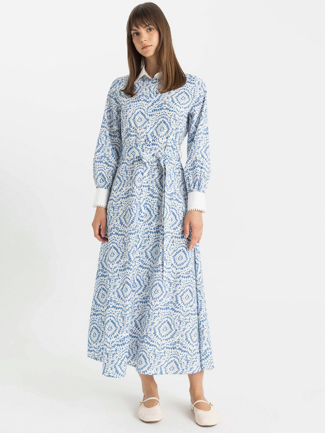 DeFacto Women Printed Cuffed Sleeves A-Line Maxi Dress, Na 
DeFacto Women Printed Cuffed Sleeves A-Line Maxi Dress, Na