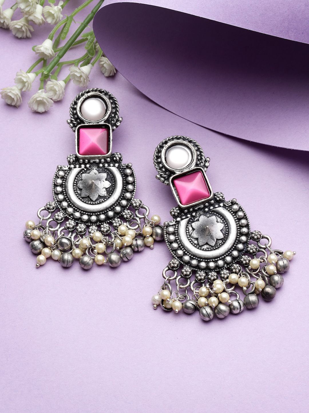 Moedbuille Silver-Plated Crystals Studded & Pearls Beaded Crescent Shaped Drop Earrings
Moedbuille Silver-Plated Crystals Studded & Pearls Beaded Crescent Shaped Drop Earrings