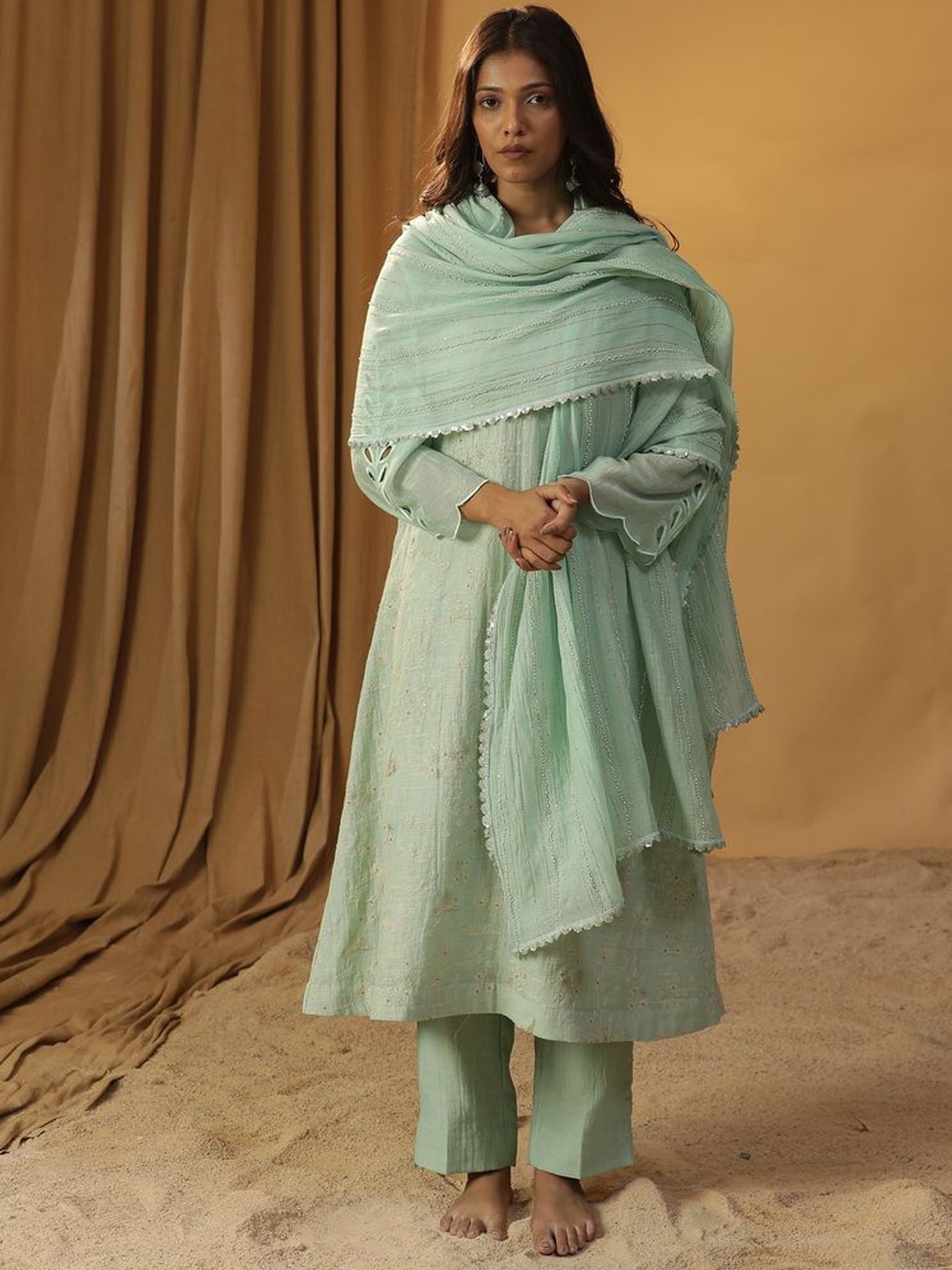 ARPITA SULAKSHANA Floral Embroidered Chanderi Silk A-Line Kurta With Trousers & Dupatta, Sea green
ARPITA SULAKSHANA Floral Embroidered Chanderi Silk A-Line Kurta With Trousers & Dupatta, Sea green