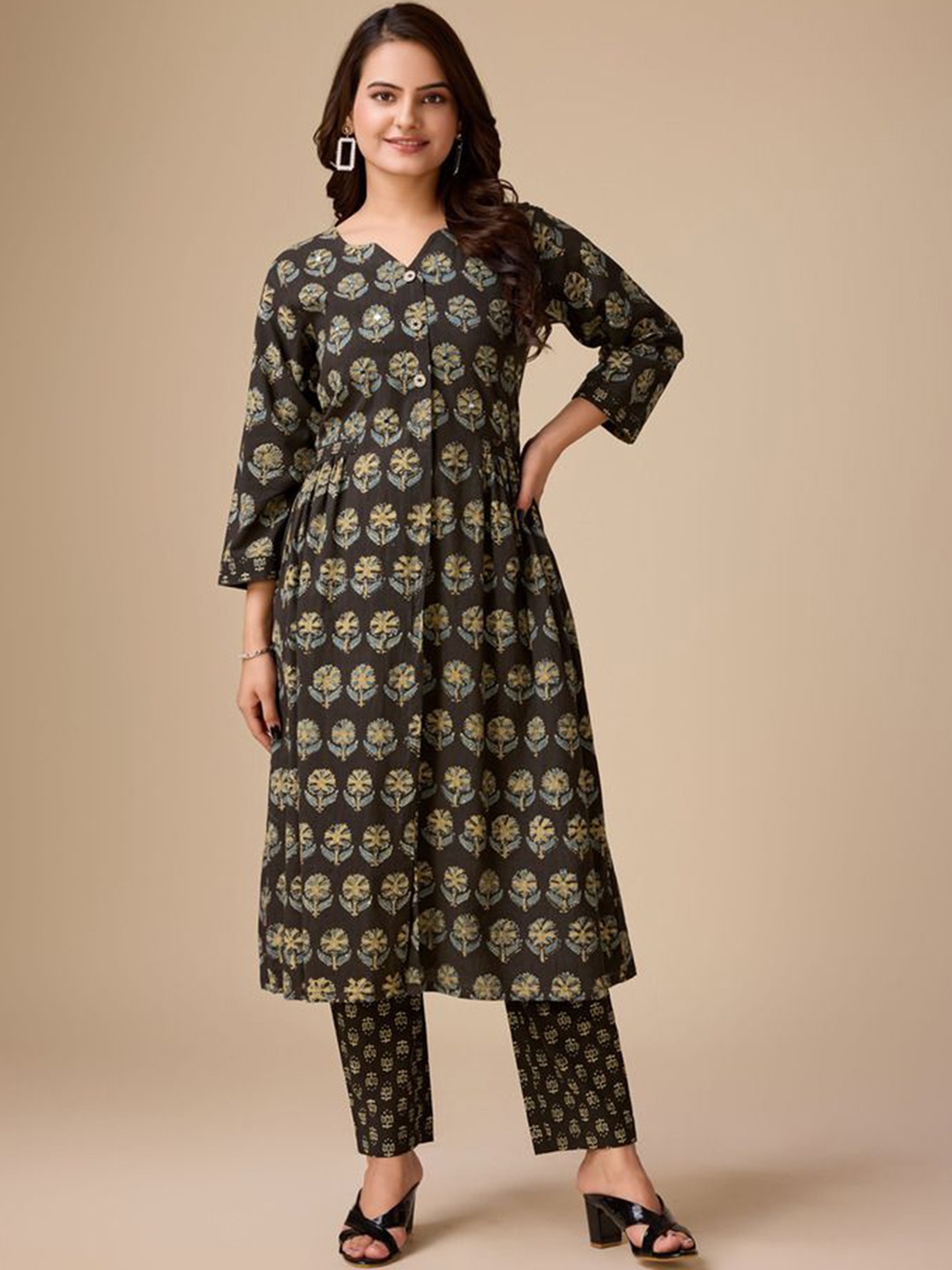 ADITI ATTIRES Floral Printed Notch Neck Regular Pure Cotton A-Line Kurta with Trousers, Brown
ADITI ATTIRES Floral Printed Notch Neck Regular Pure Cotton A-Line Kurta with Trousers, Brown