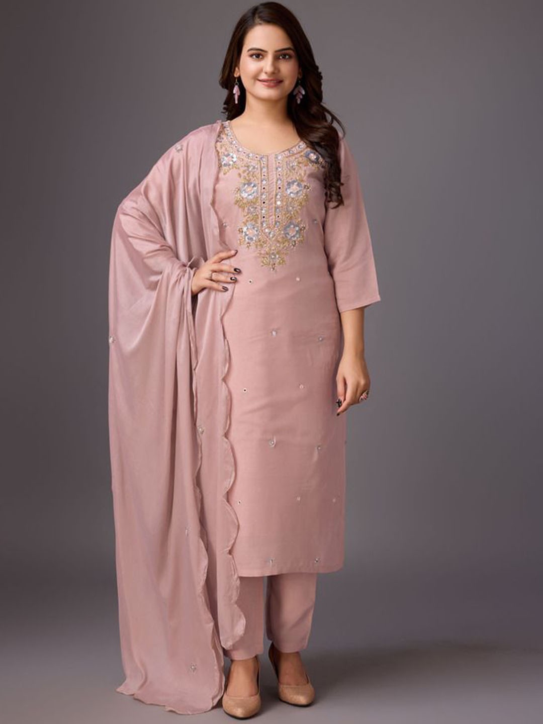 ADITI ATTIRES Floral Embroidered Pure Cotton Straight Kurta With Trousers & Dupatta, Peach
ADITI ATTIRES Floral Embroidered Pure Cotton Straight Kurta With Trousers & Dupatta, Peach