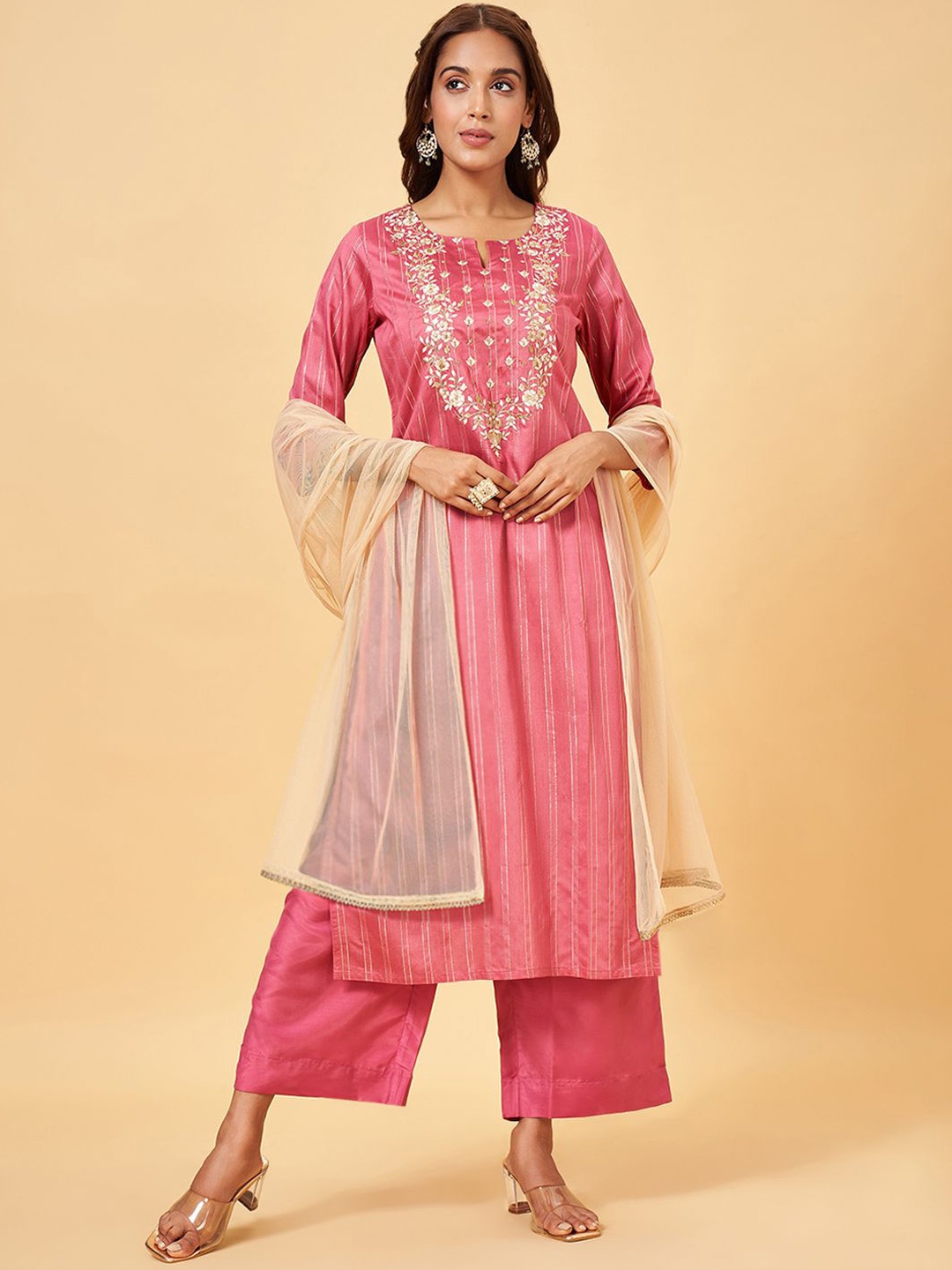 RANGMANCH BY PANTALOONS Ethnic Motifs Thread Work Pure Cotton Straight Kurta with Palazzos, Pink
RANGMANCH BY PANTALOONS Ethnic Motifs Thread Work Pure Cotton Straight Kurta with Palazzos, Pink