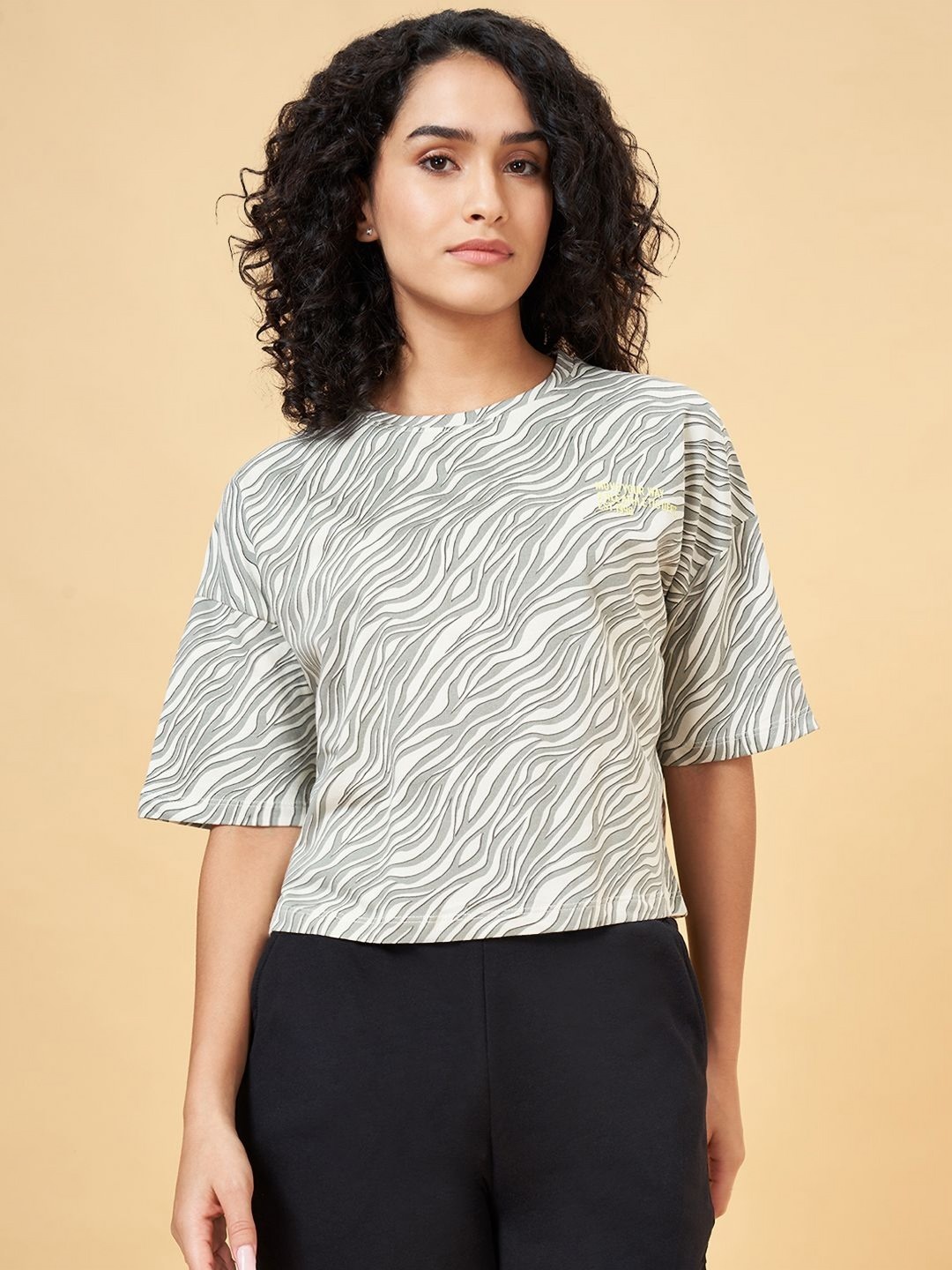 Ajile by Pantaloons Women Striped Drop-Shoulder Sleeves Monochrome Pockets T-shirt, Grey
Ajile by Pantaloons Women Striped Drop-Shoulder Sleeves Monochrome Pockets T-shirt, Grey