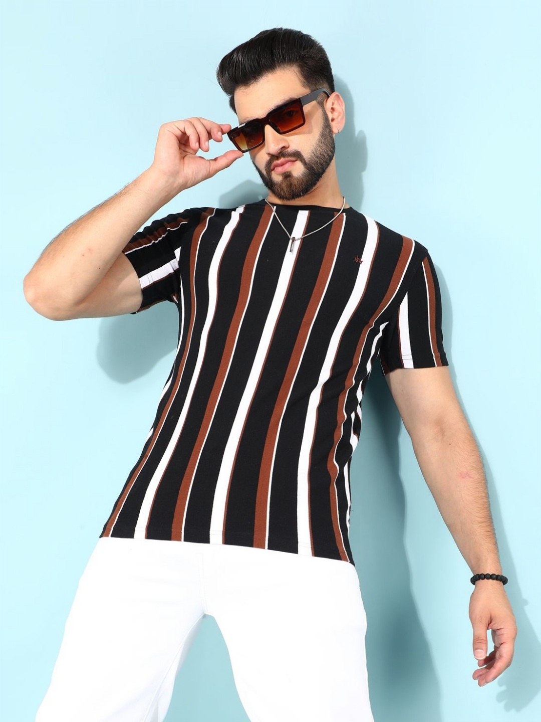 Crimsoune Club Men Multi or Variegated Striped Round Neck Cotton Slim Fit T-Shirt, Black
Crimsoune Club Men Multi or Variegated Striped Round Neck Cotton Slim Fit T-Shirt, Black