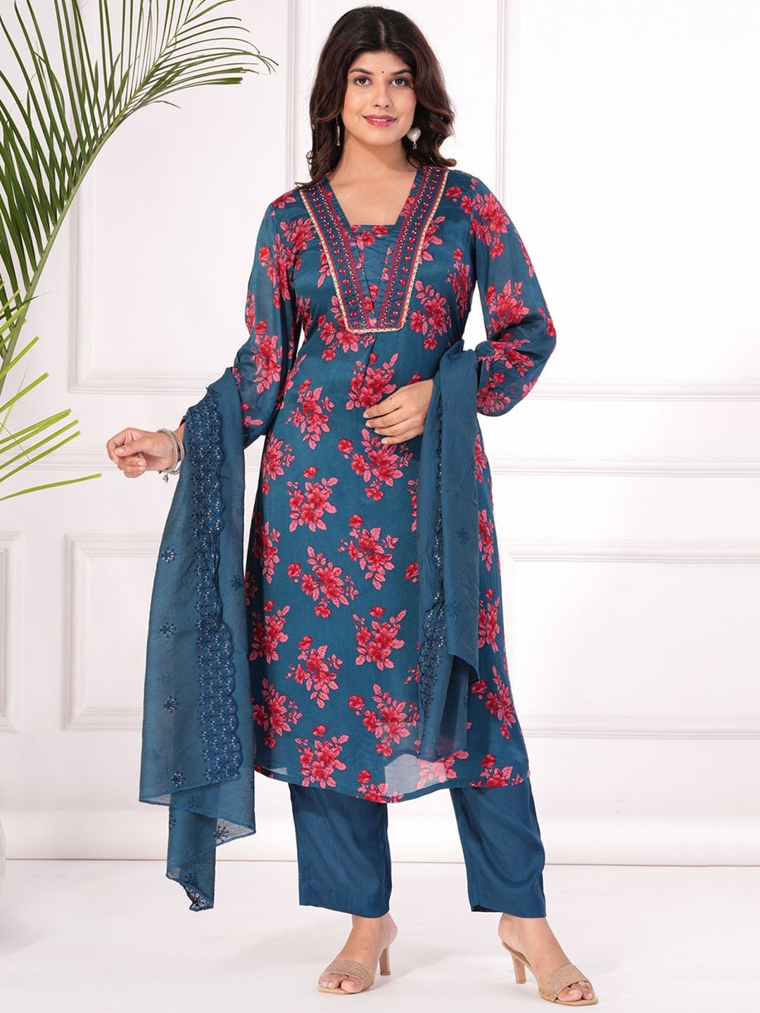 KALINI Floral Printed V-Neck Beads and Stones Straight Kurta with Trousers & Dupatta, Blue
KALINI Floral Printed V-Neck Beads and Stones Straight Kurta with Trousers & Dupatta, Blue