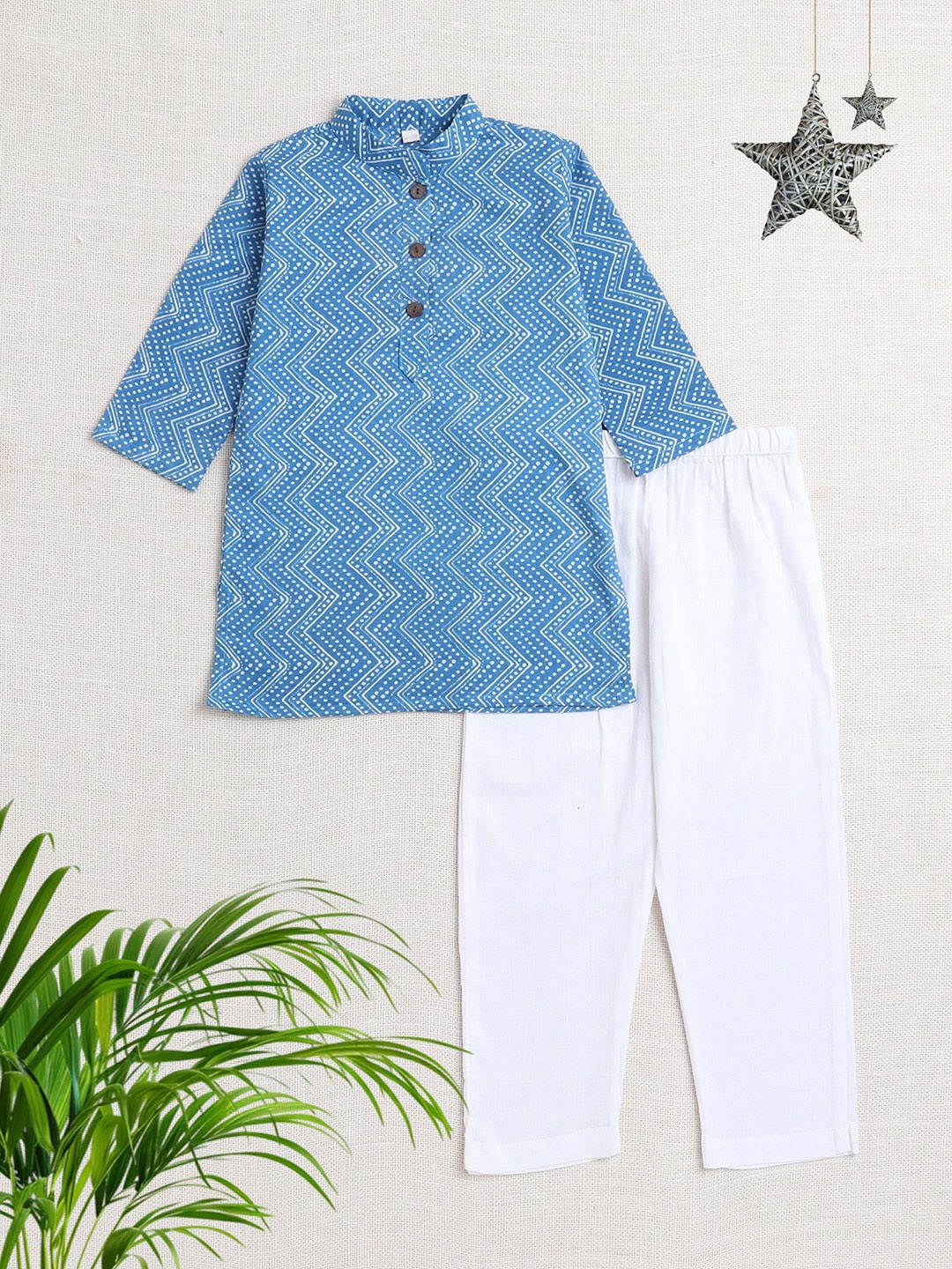 The Magic Wand Boys Printed Mandarin Collar Pure Cotton Straight Kurta With Pyjamas, Blue
The Magic Wand Boys Printed Mandarin Collar Pure Cotton Straight Kurta With Pyjamas, Blue