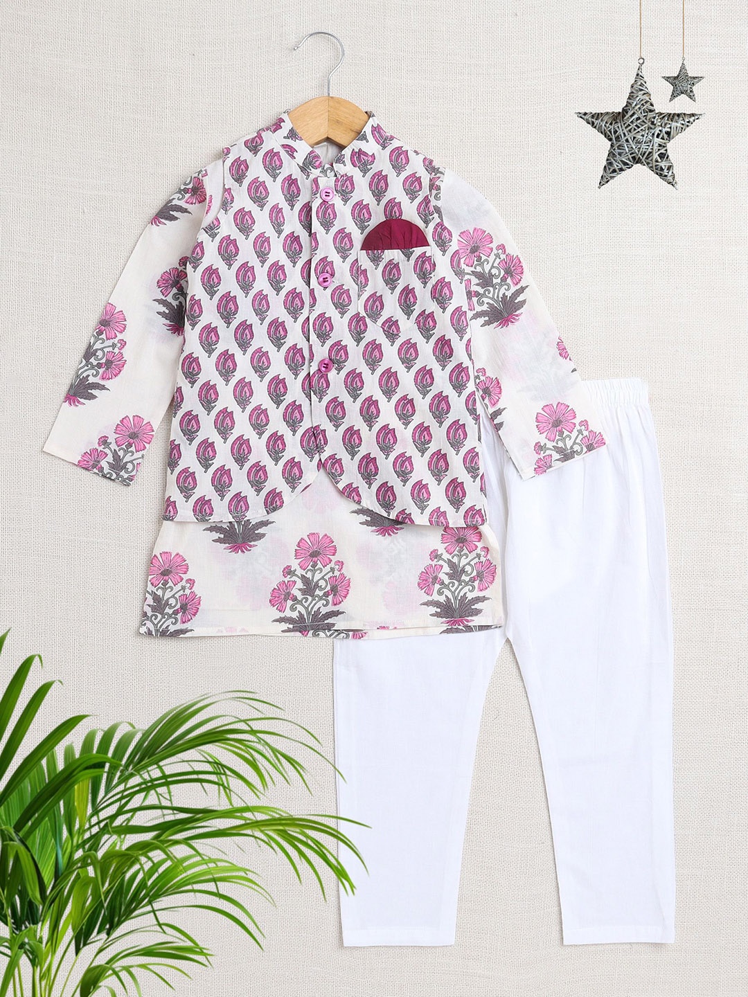 The Magic Wand Boys Floral Printed Pure Cotton Straight Kurta With Pyjamas & Nehru Jacket, Cream
The Magic Wand Boys Floral Printed Pure Cotton Straight Kurta With Pyjamas & Nehru Jacket, Cream