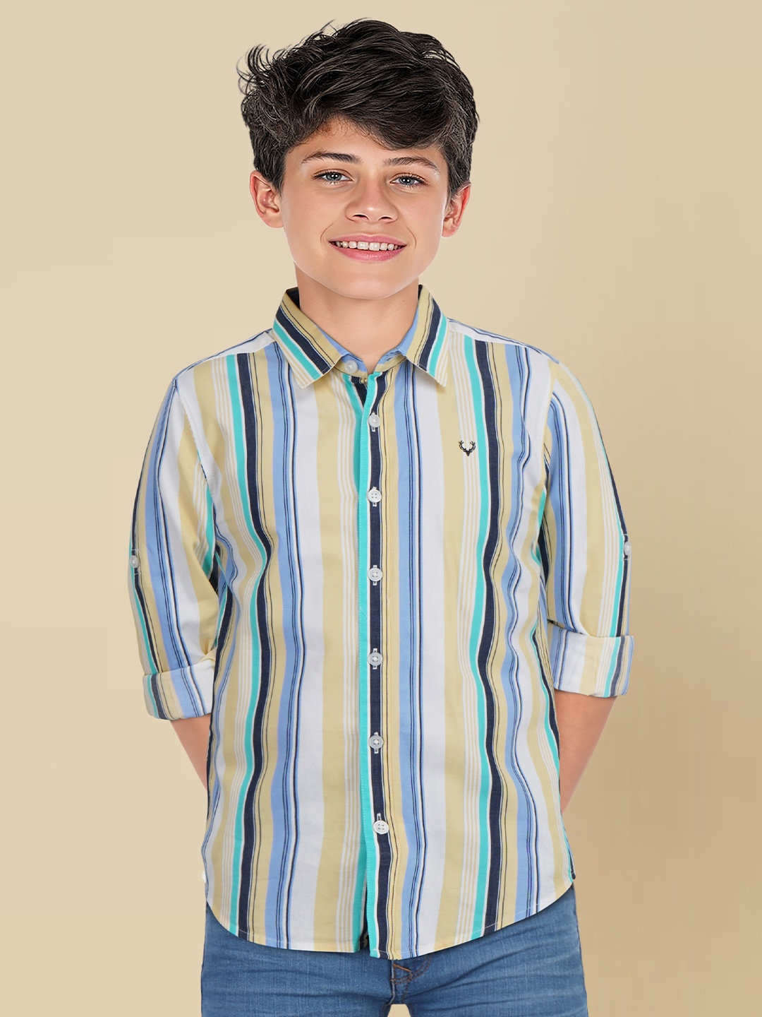 Allen Solly Junior Boys Spread Collar Floral Printed Slim Fit Casual Shirt, Blue
Allen Solly Junior Boys Spread Collar Floral Printed Slim Fit Casual Shirt, Blue